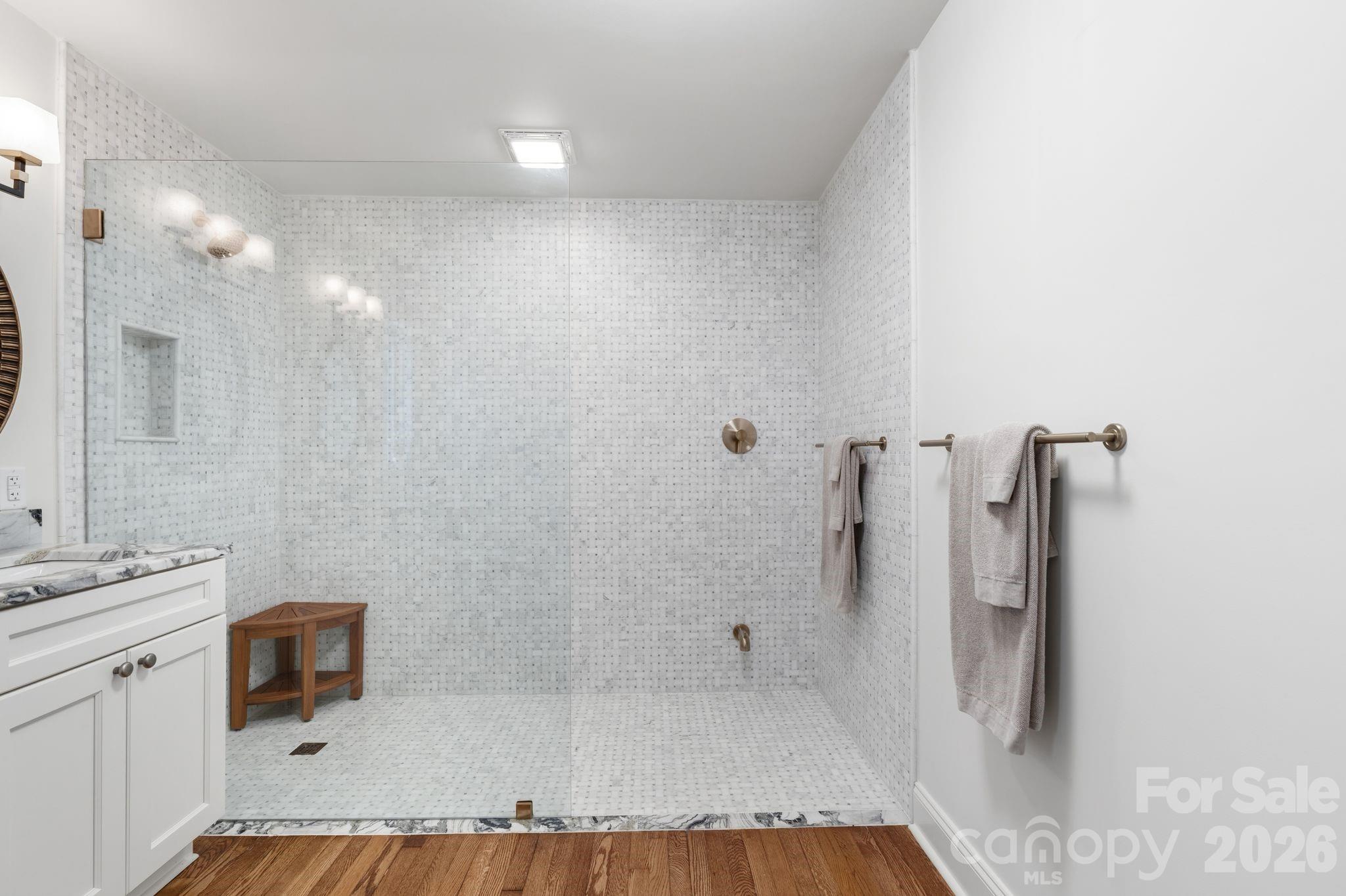 664 Lakeshore Drive Property Photo 23