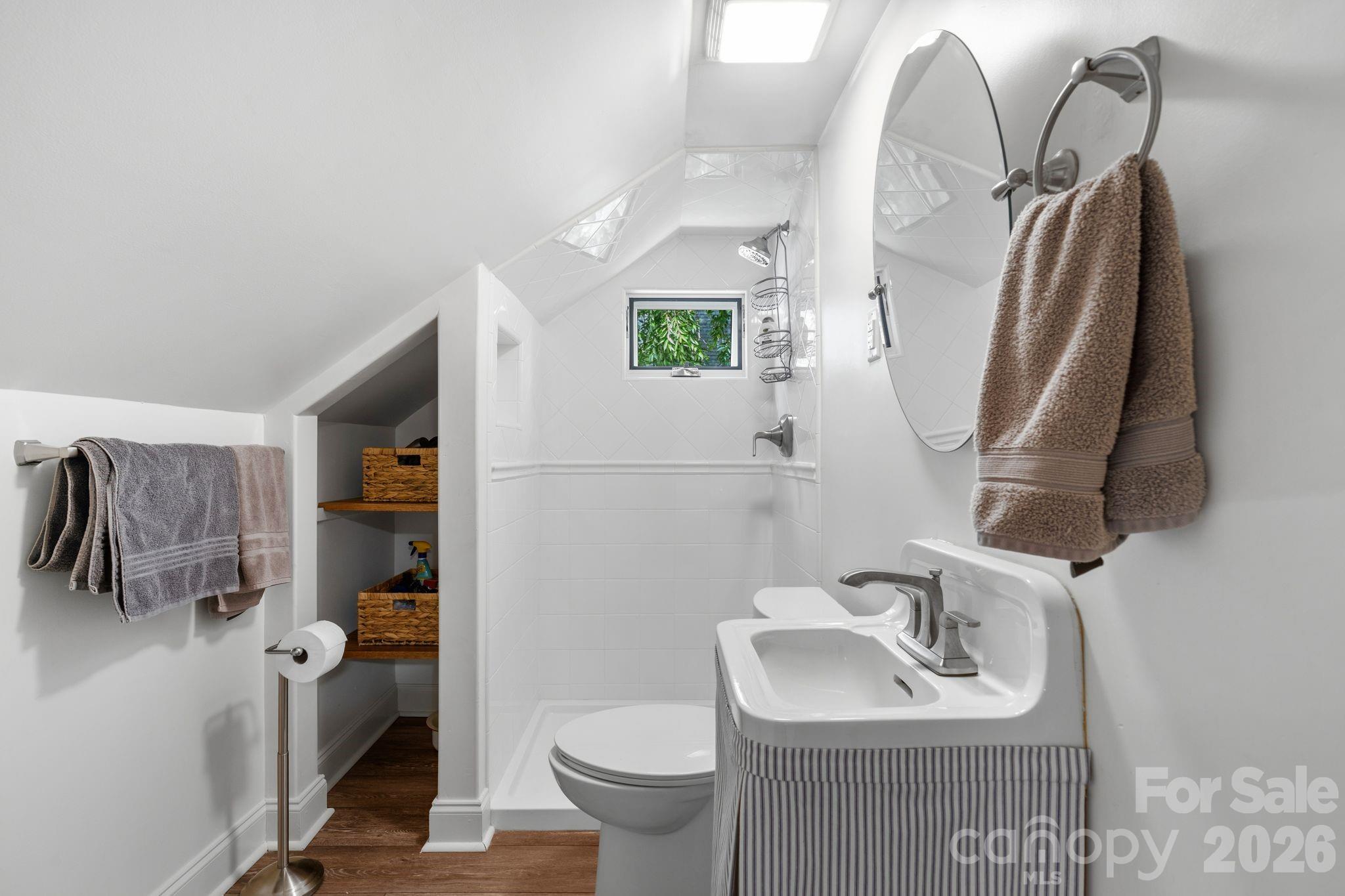664 Lakeshore Drive Property Photo 31