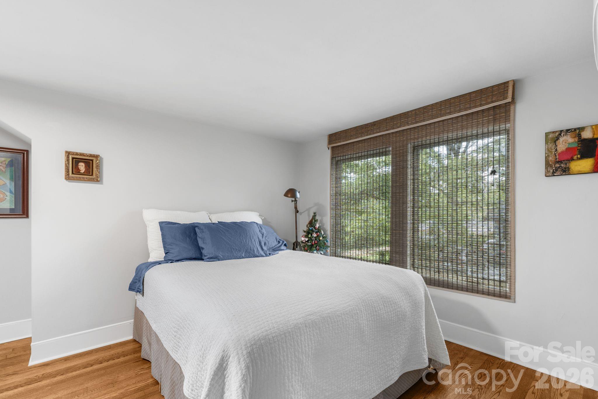 664 Lakeshore Drive Property Photo 32