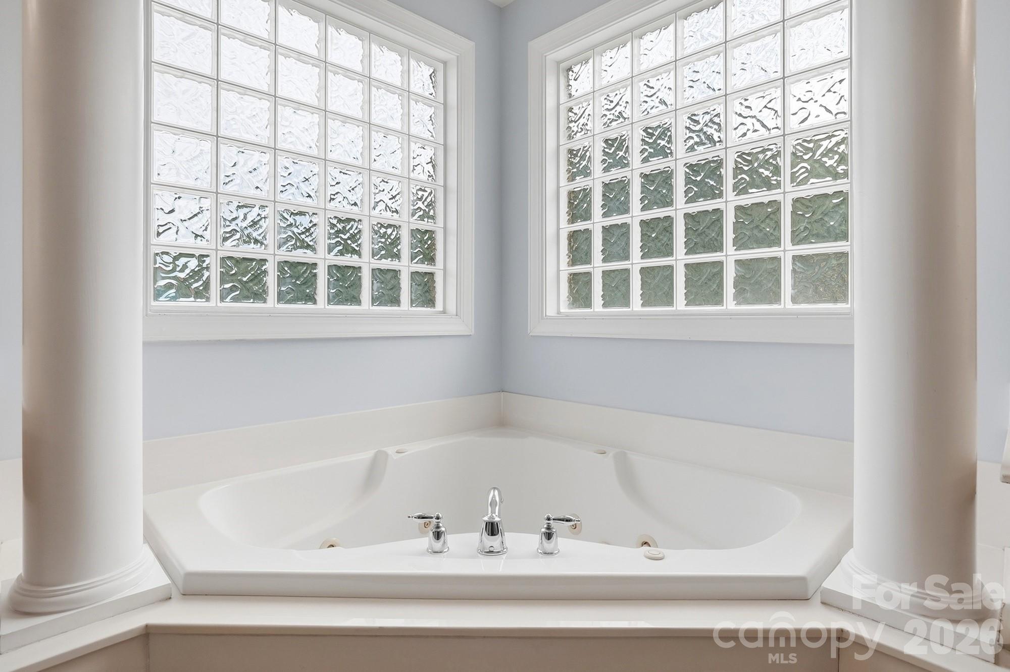 507 Five Leaf Lane Property Photo 38