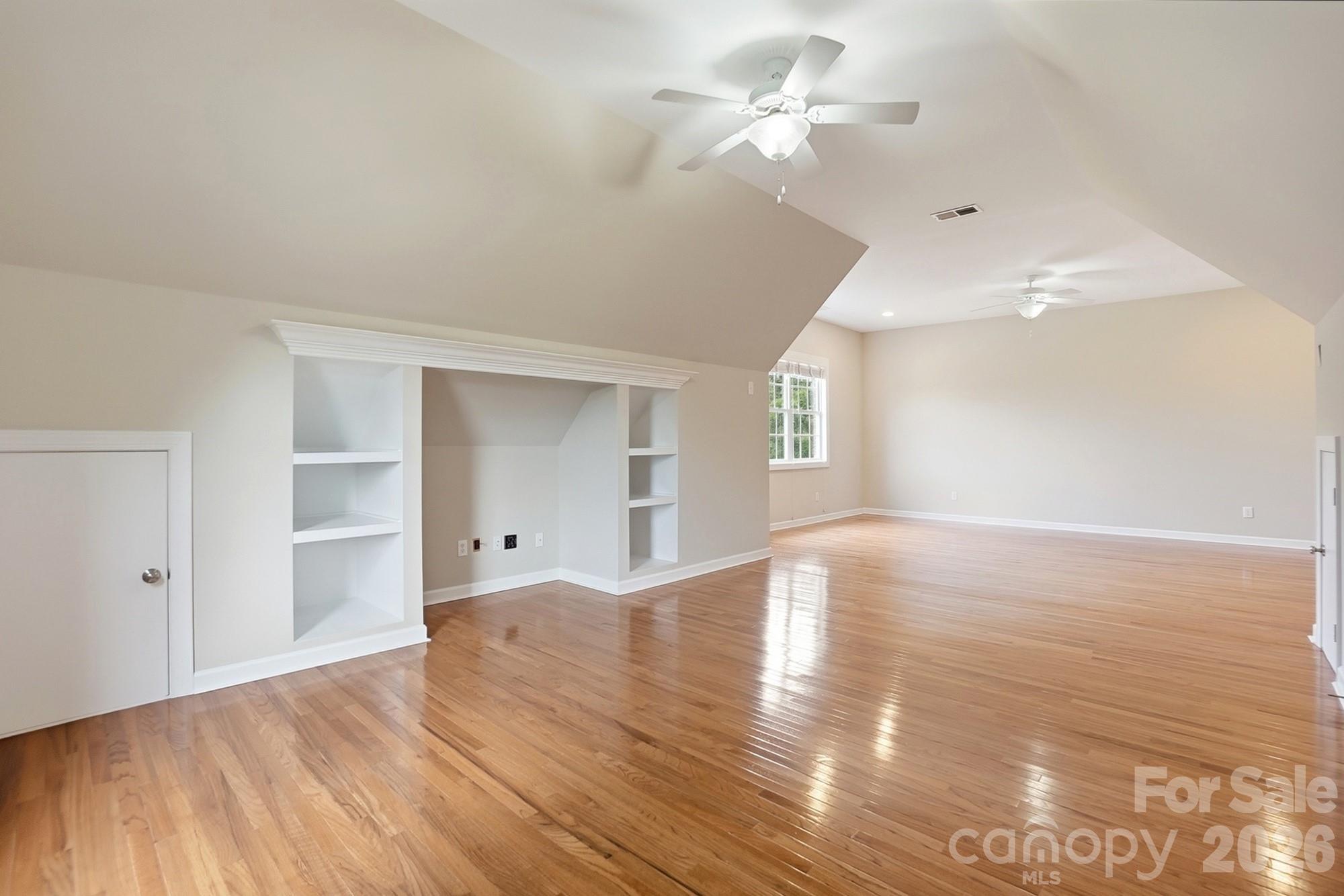 507 Five Leaf Lane Property Photo 42