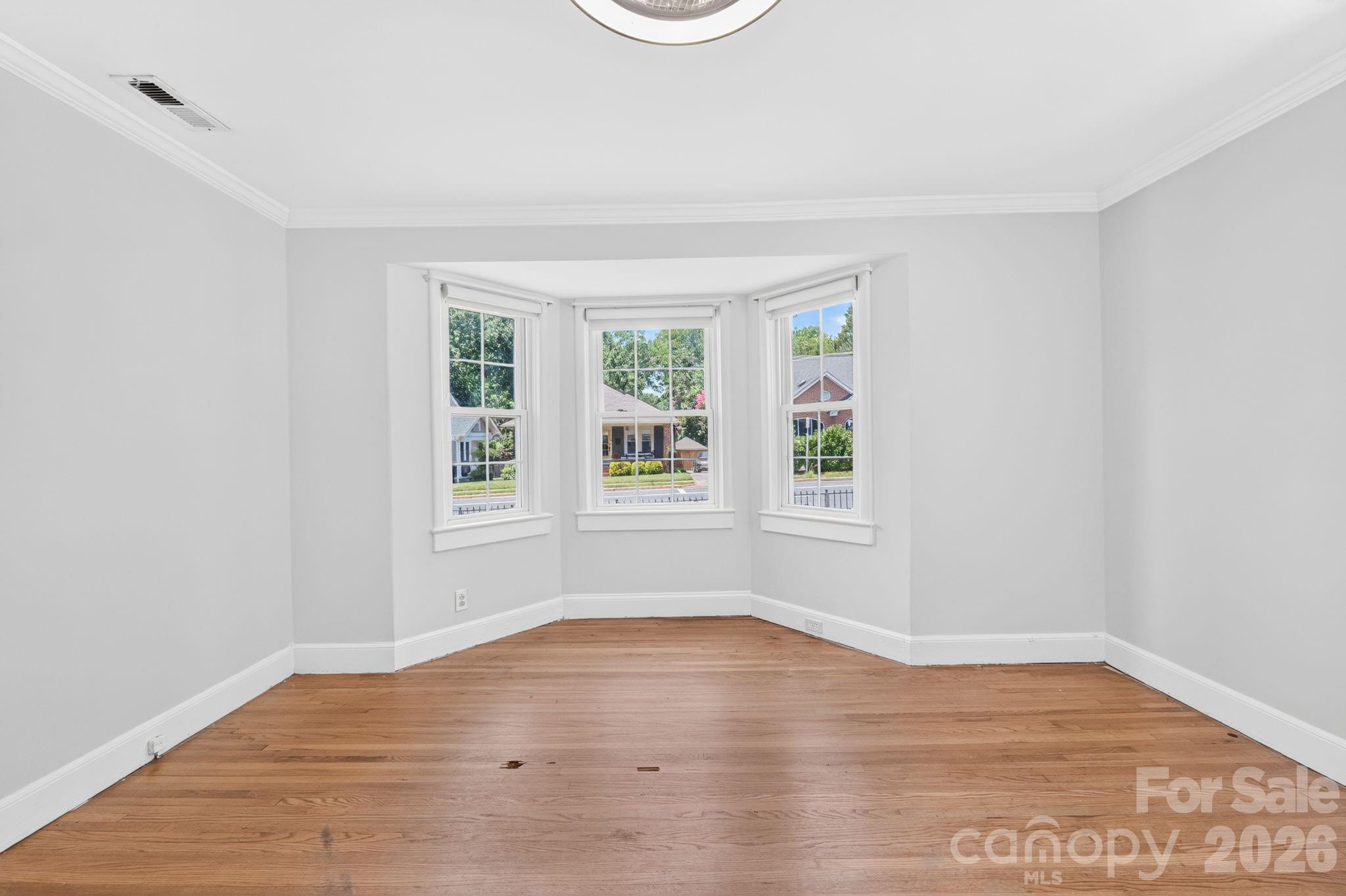 2113 Scott Avenue Property Photo 26