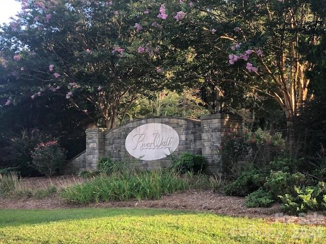 179 Riverwalk Road 27 Property Photo 6