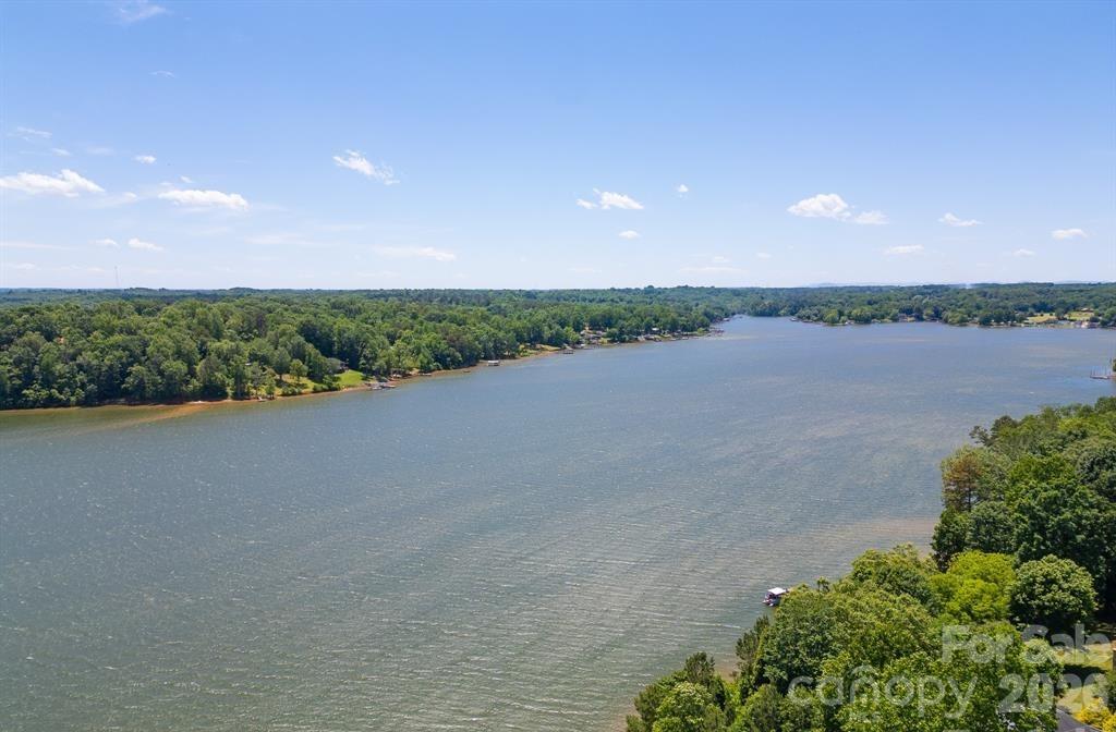 179 Riverwalk Road 27 Property Photo 11