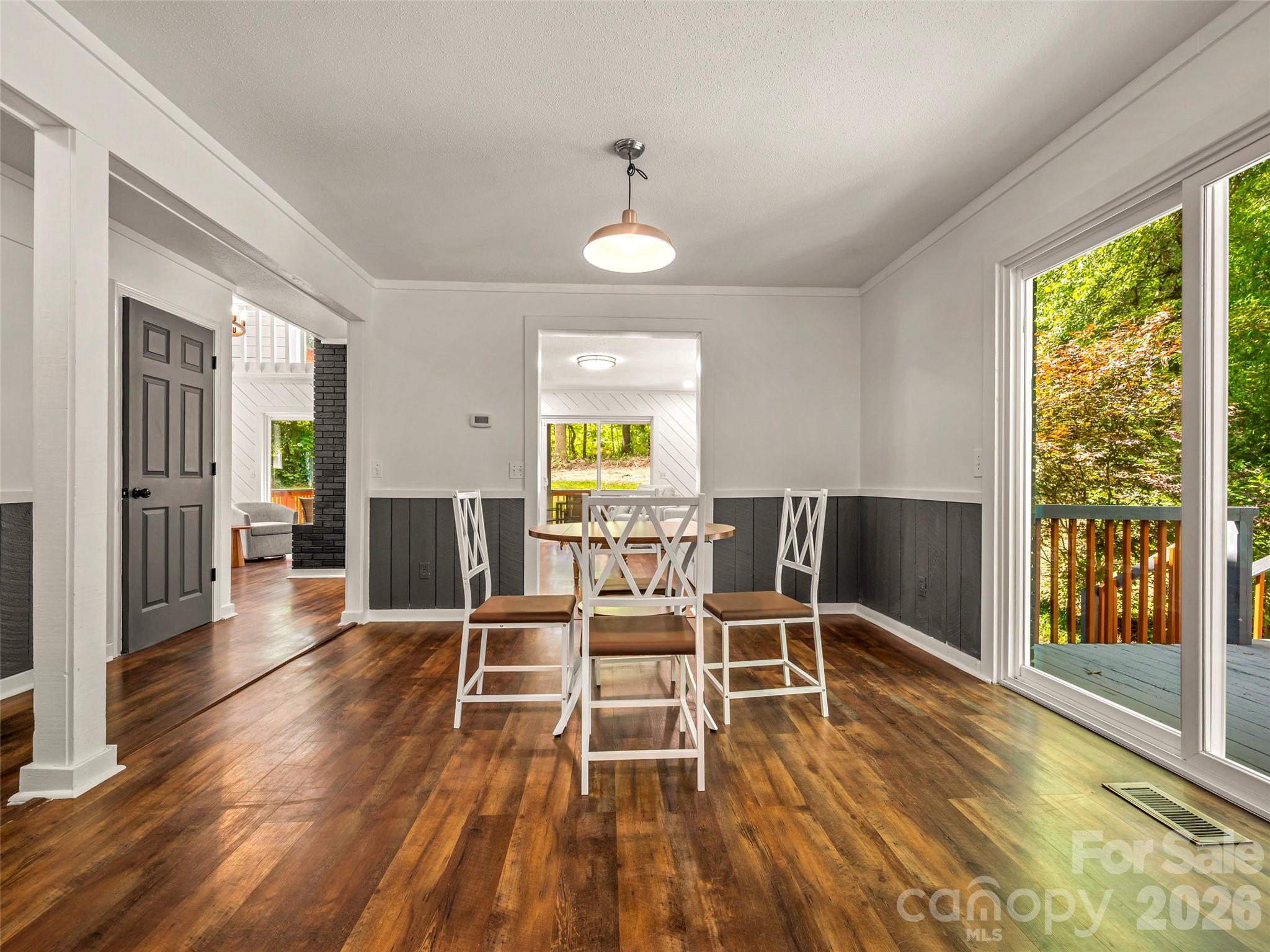 3276 Howard Gap Road Property Photo 15