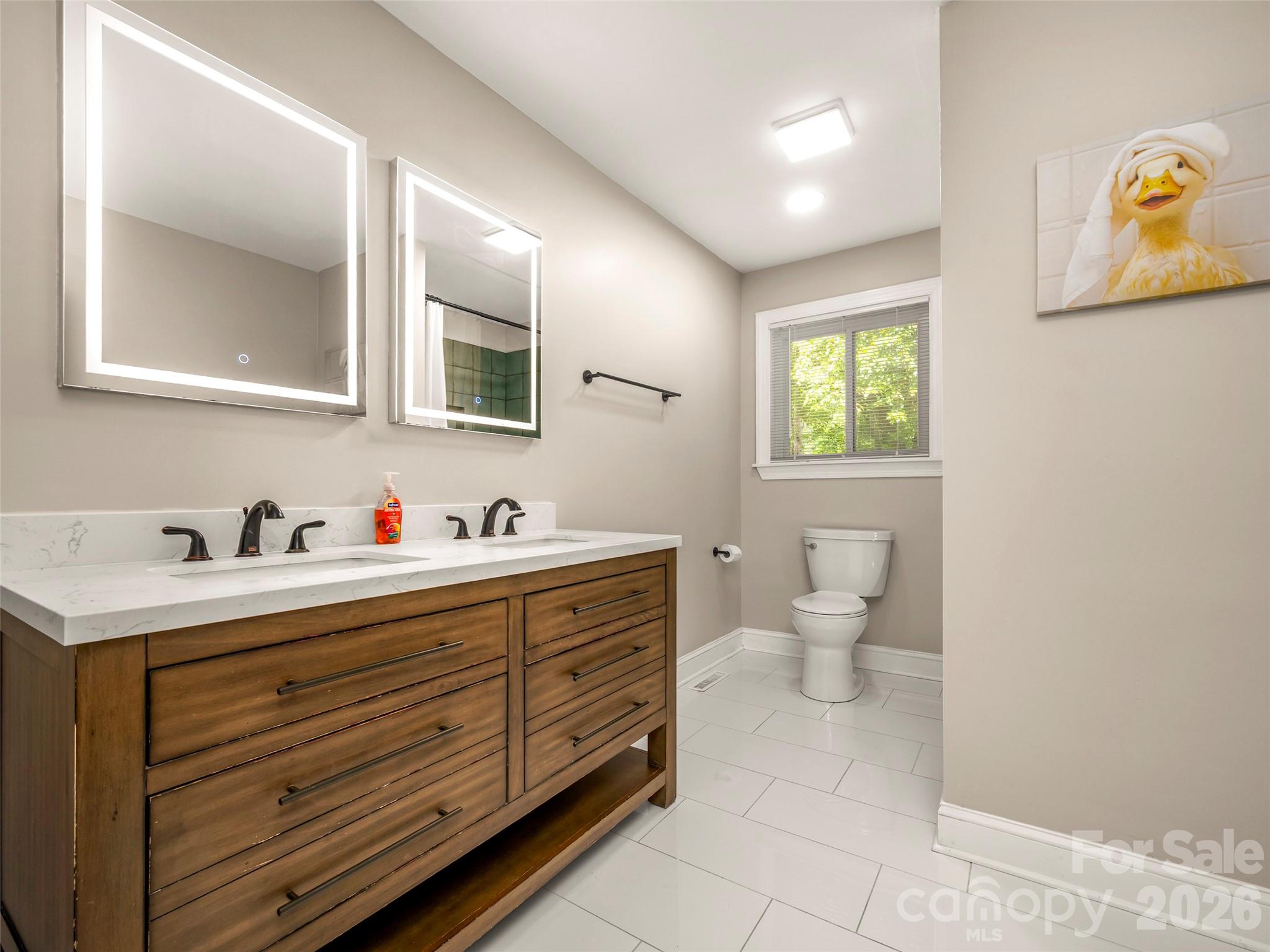 3276 Howard Gap Road Property Photo 26