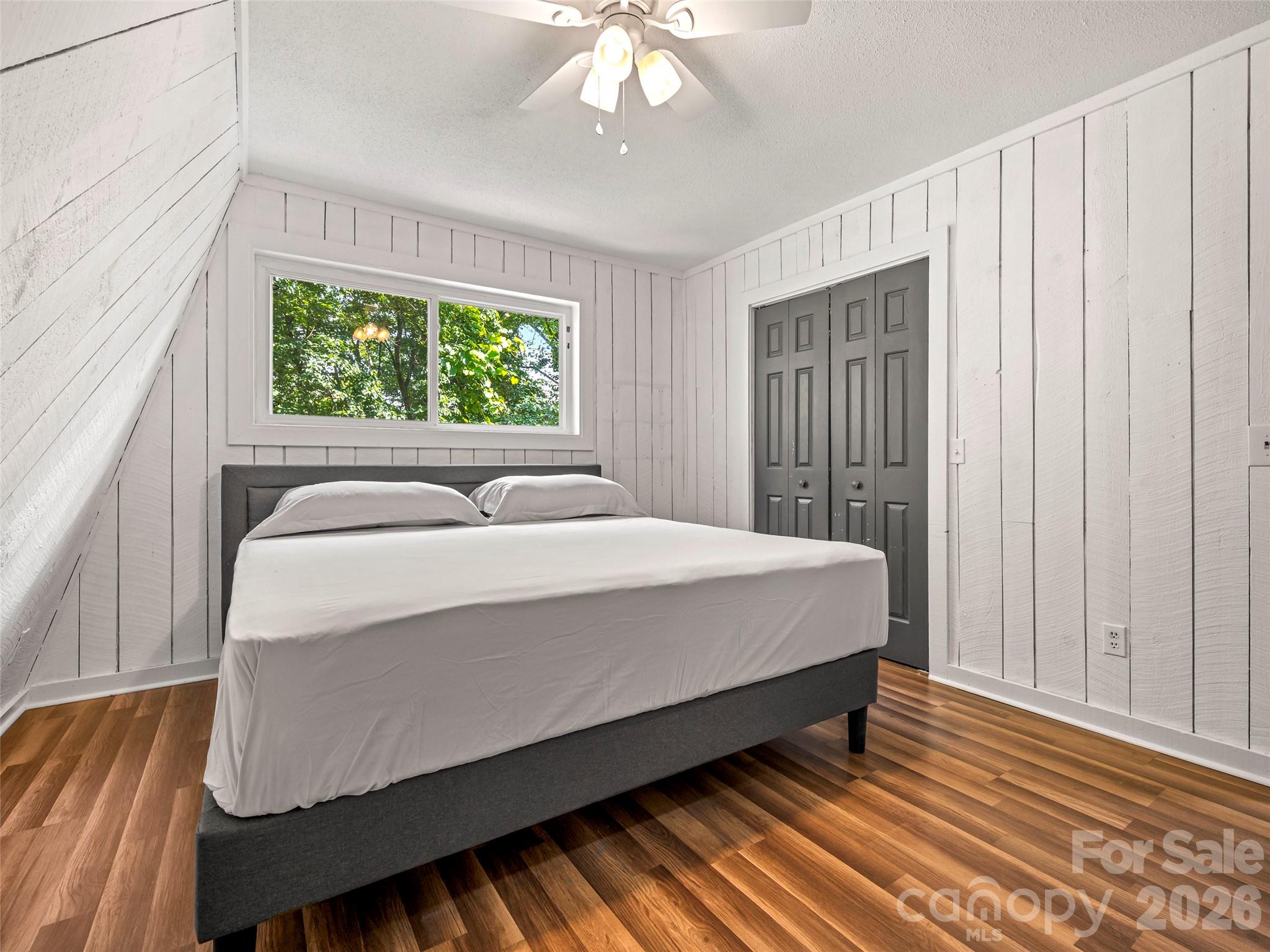 3276 Howard Gap Road Property Photo 31