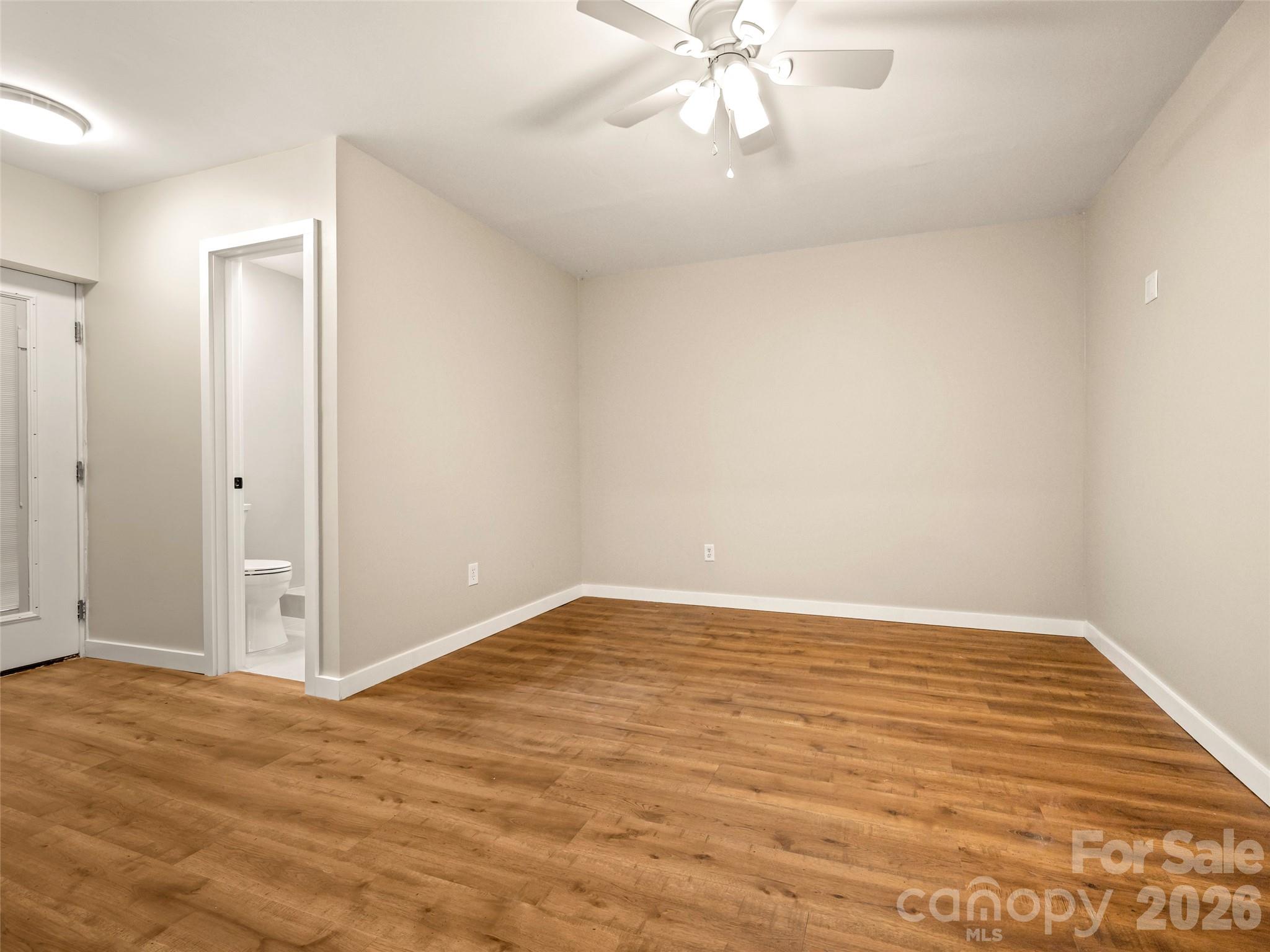 3276 Howard Gap Road Property Photo 36