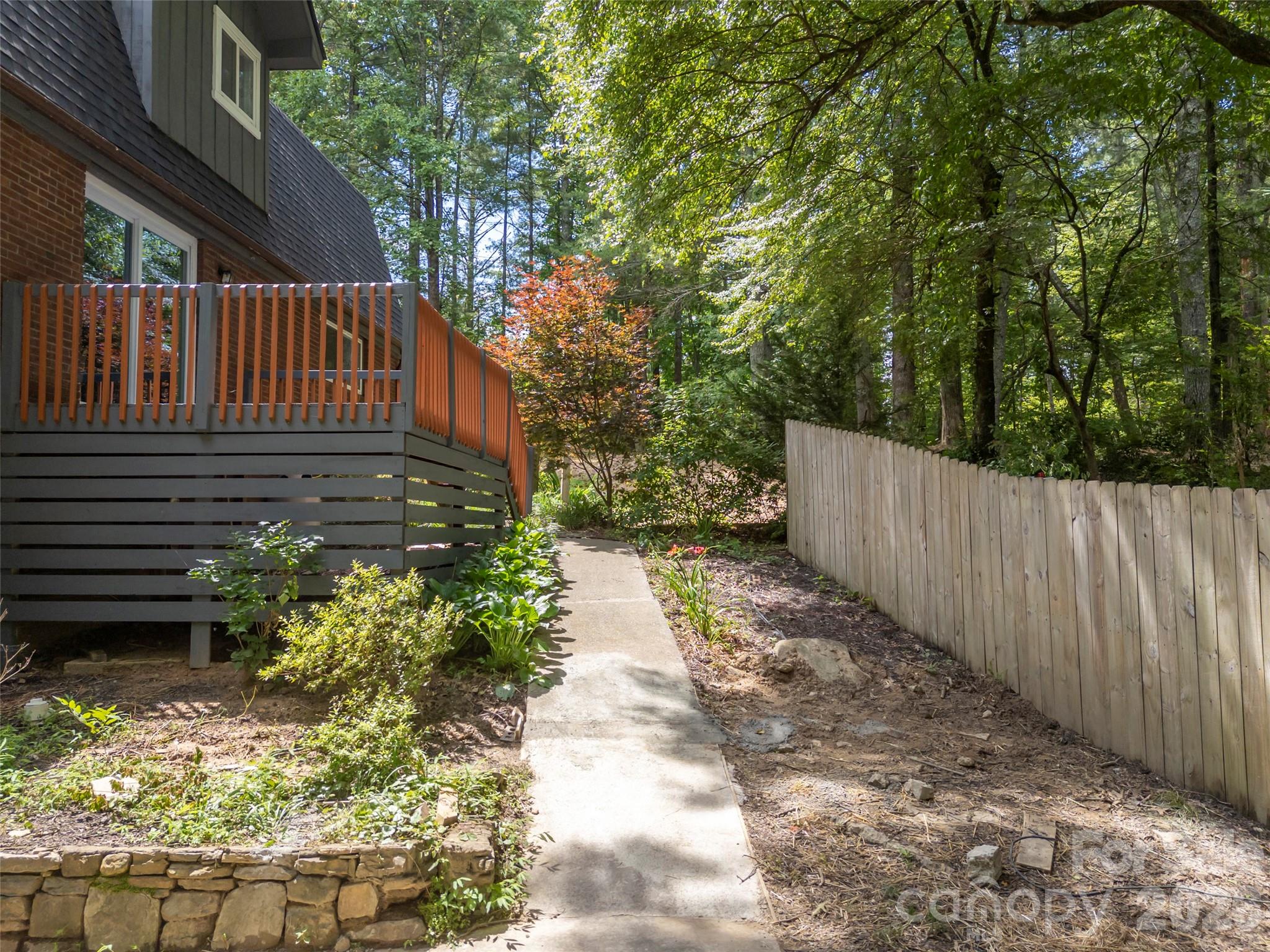 3276 Howard Gap Road Property Photo 45