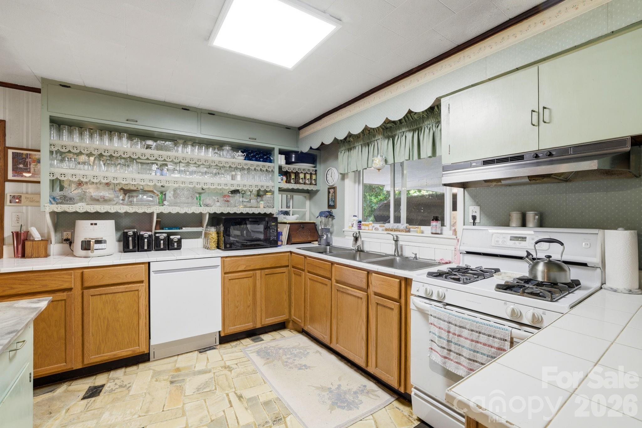 3324 Hwy 28 Road Property Photo 15