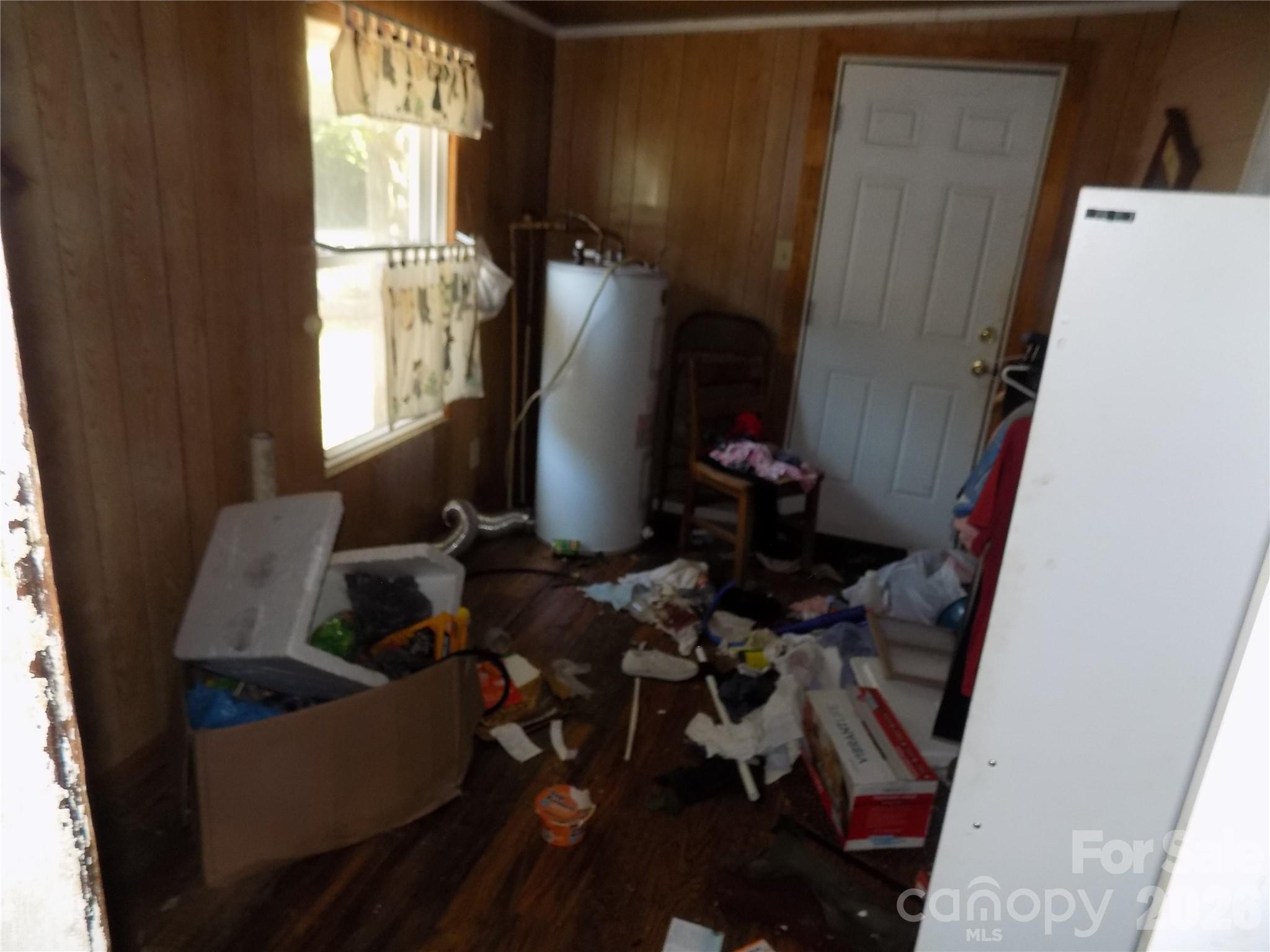 308 S Vine Street Property Photo 5