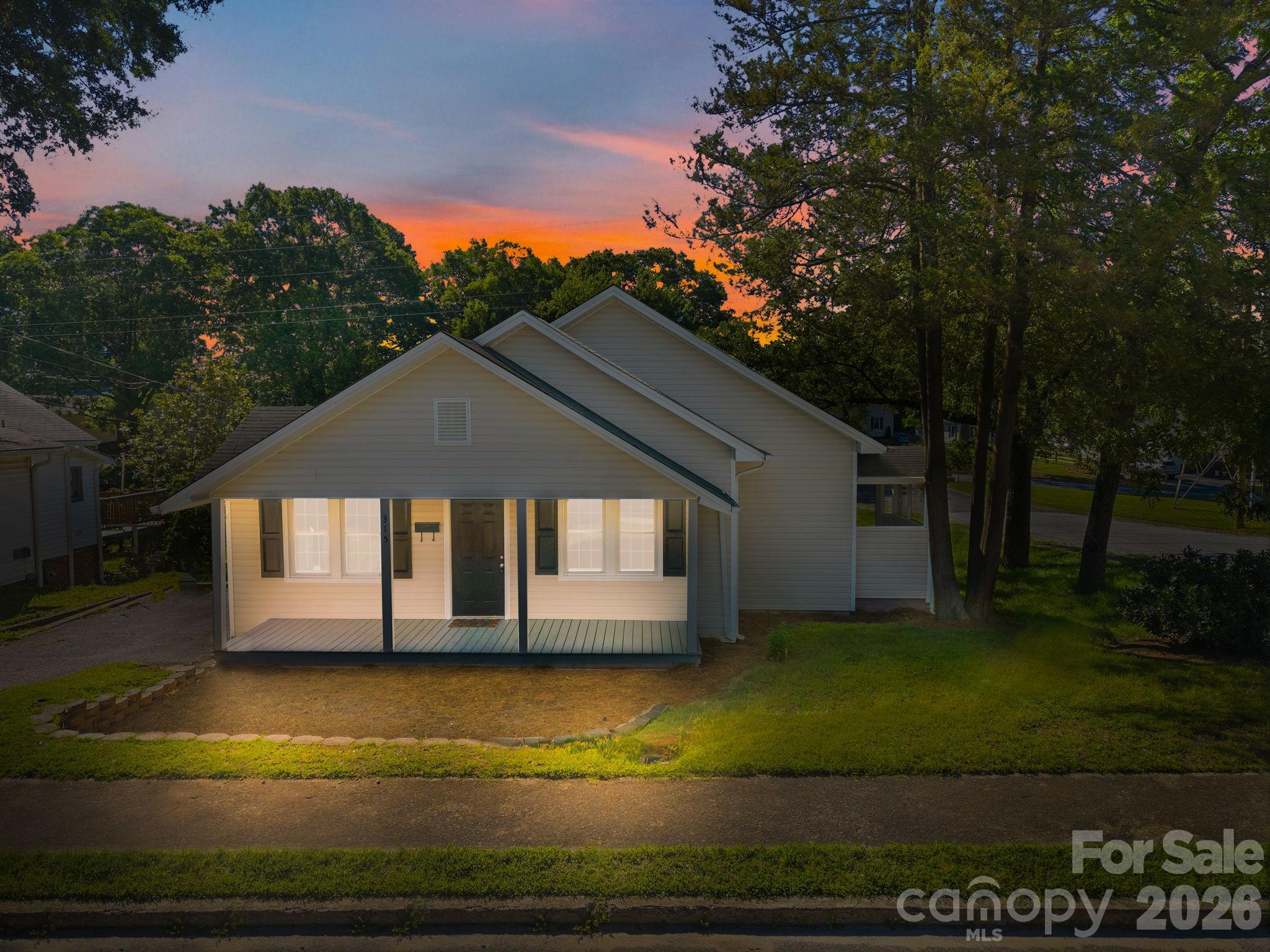 315 S Rose Avenue Property Photo 1
