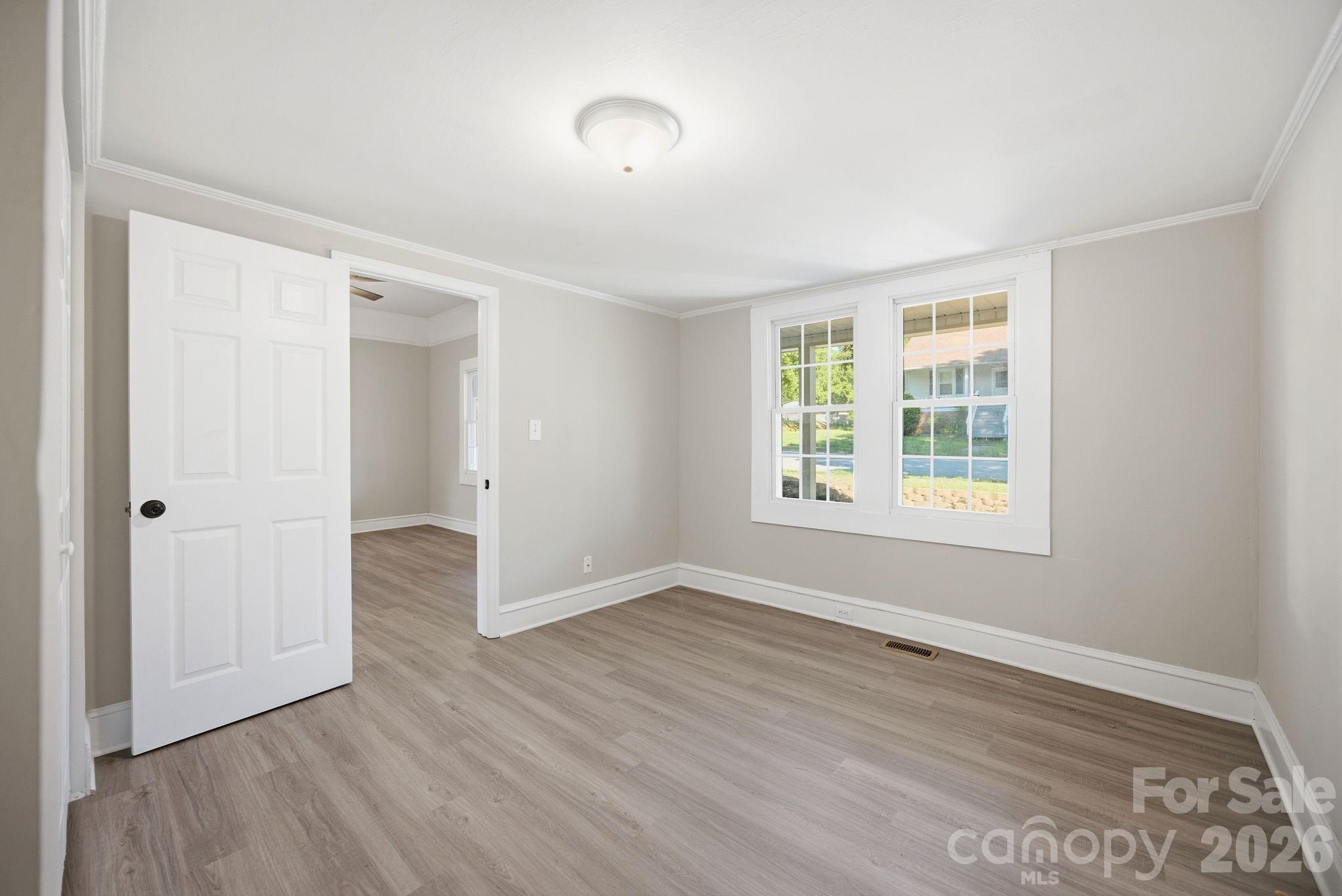 315 S Rose Avenue Property Photo 17