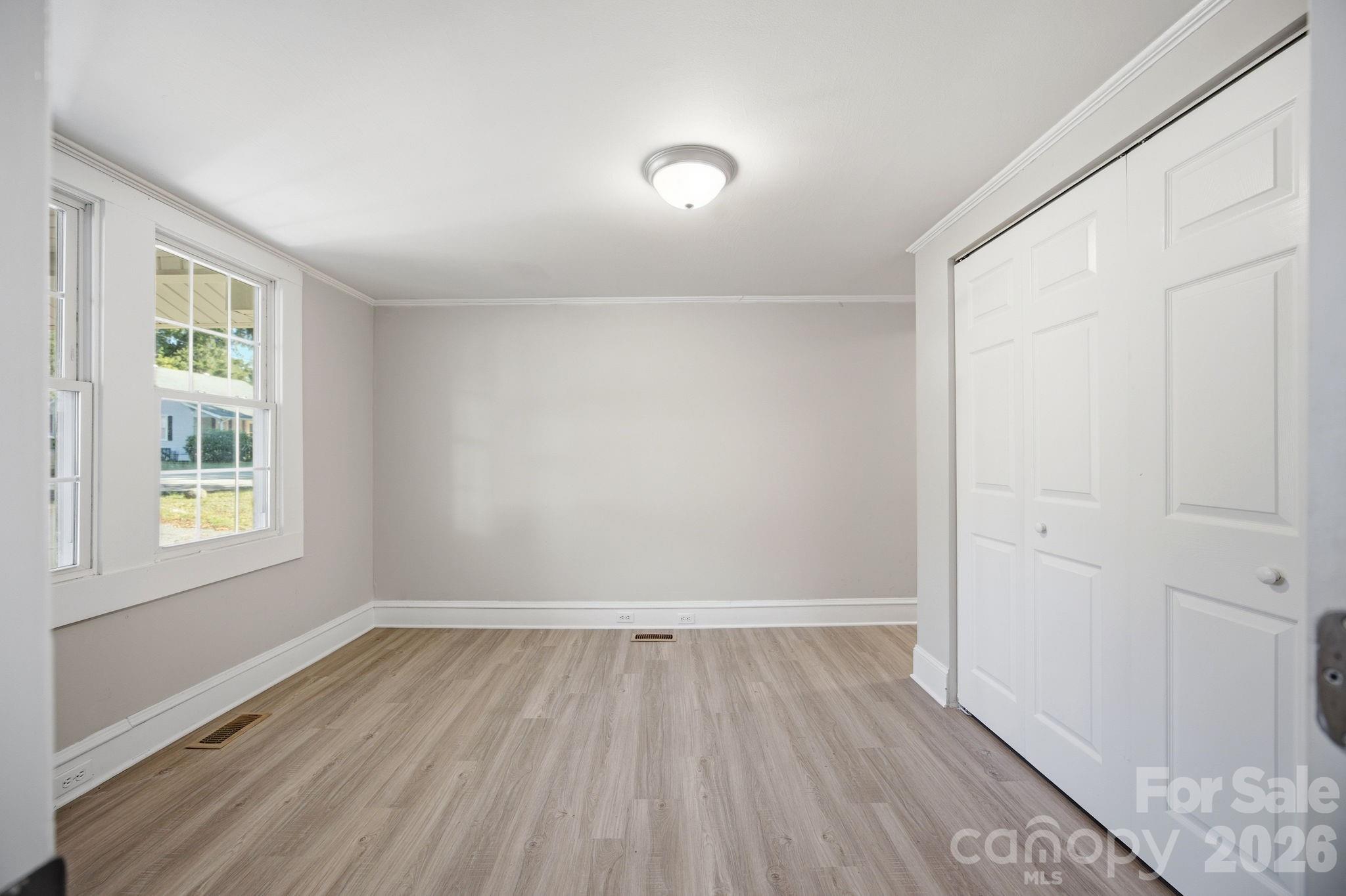 315 S Rose Avenue Property Photo 19