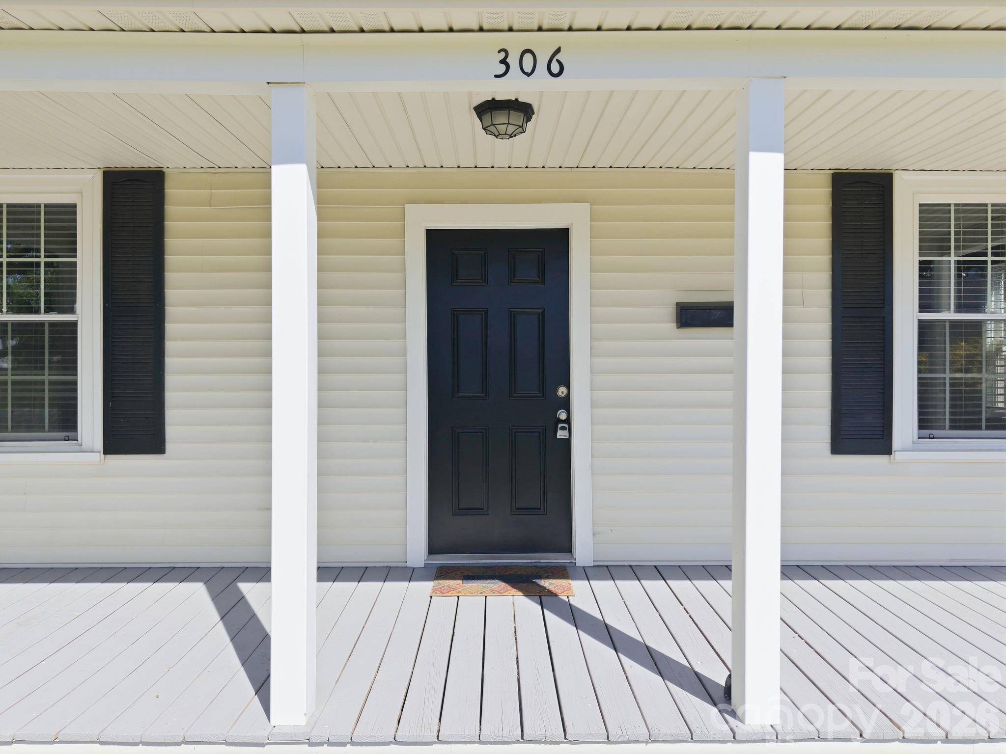 306 York Avenue Property Photo 5