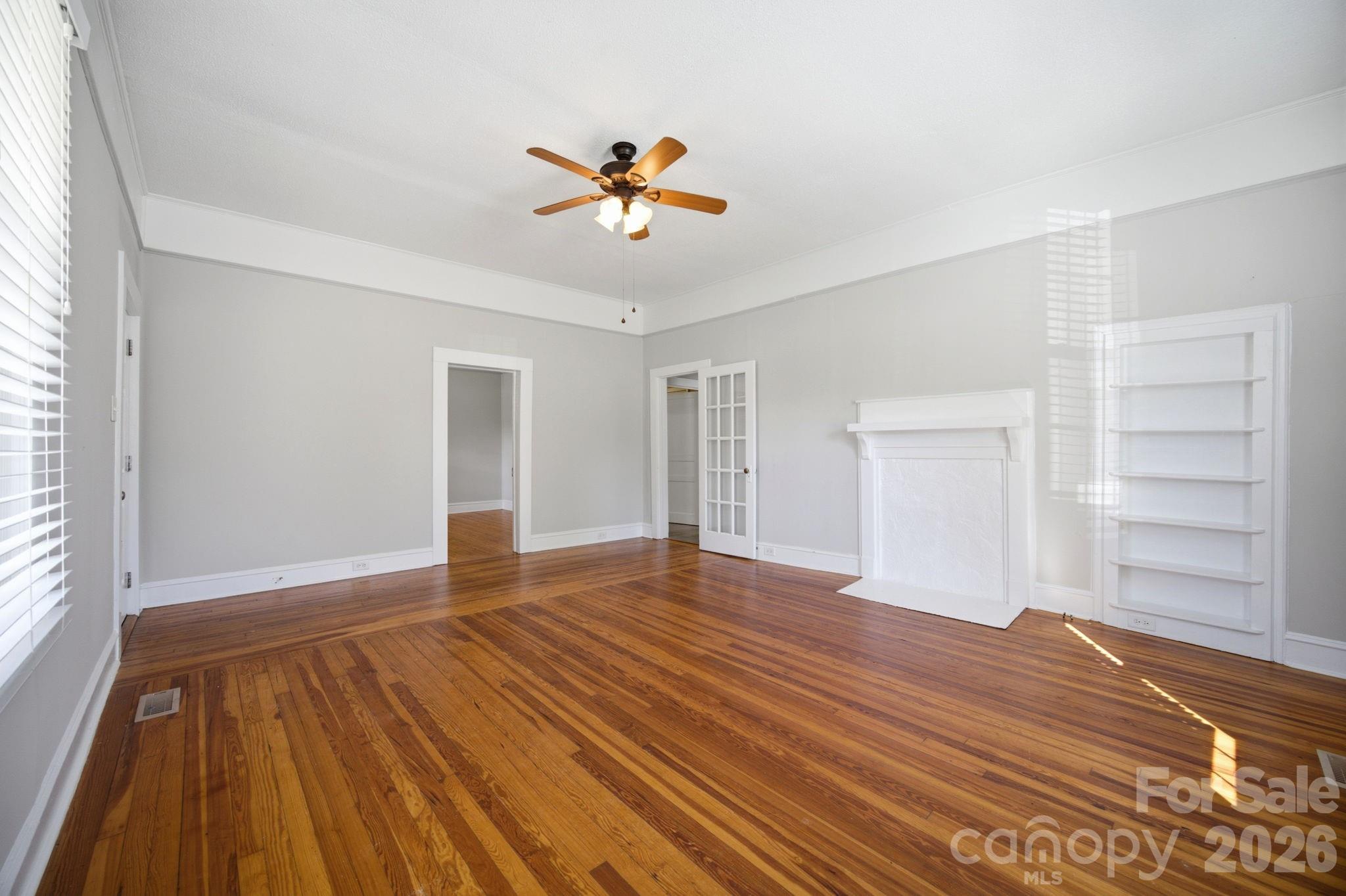 306 York Avenue Property Photo 11