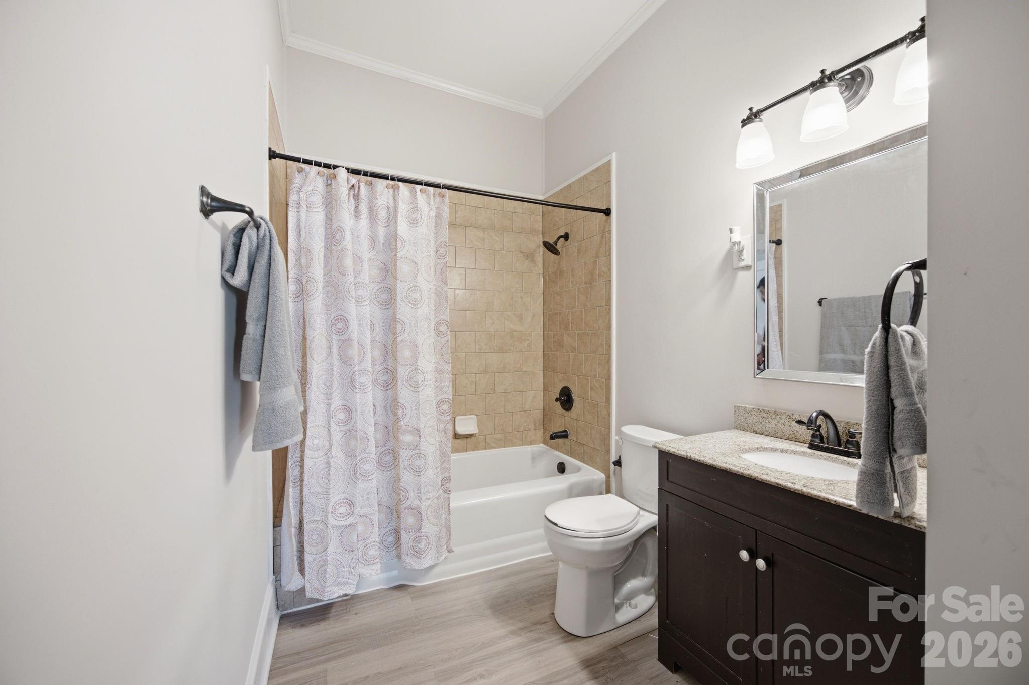 306 York Avenue Property Photo 22