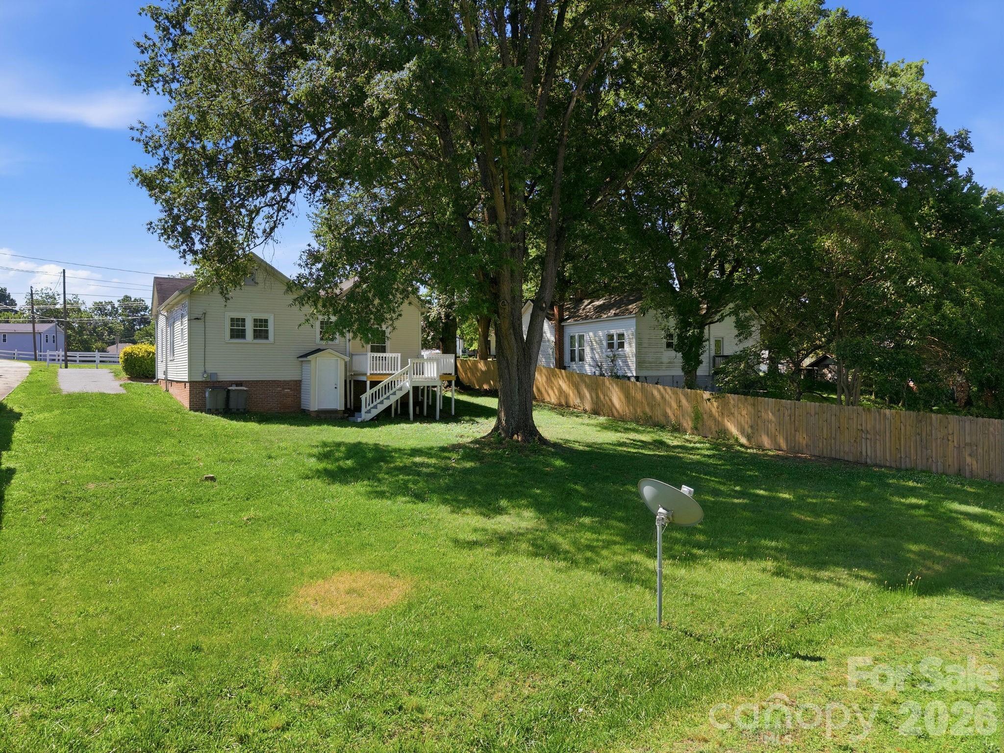306 York Avenue Property Photo 29