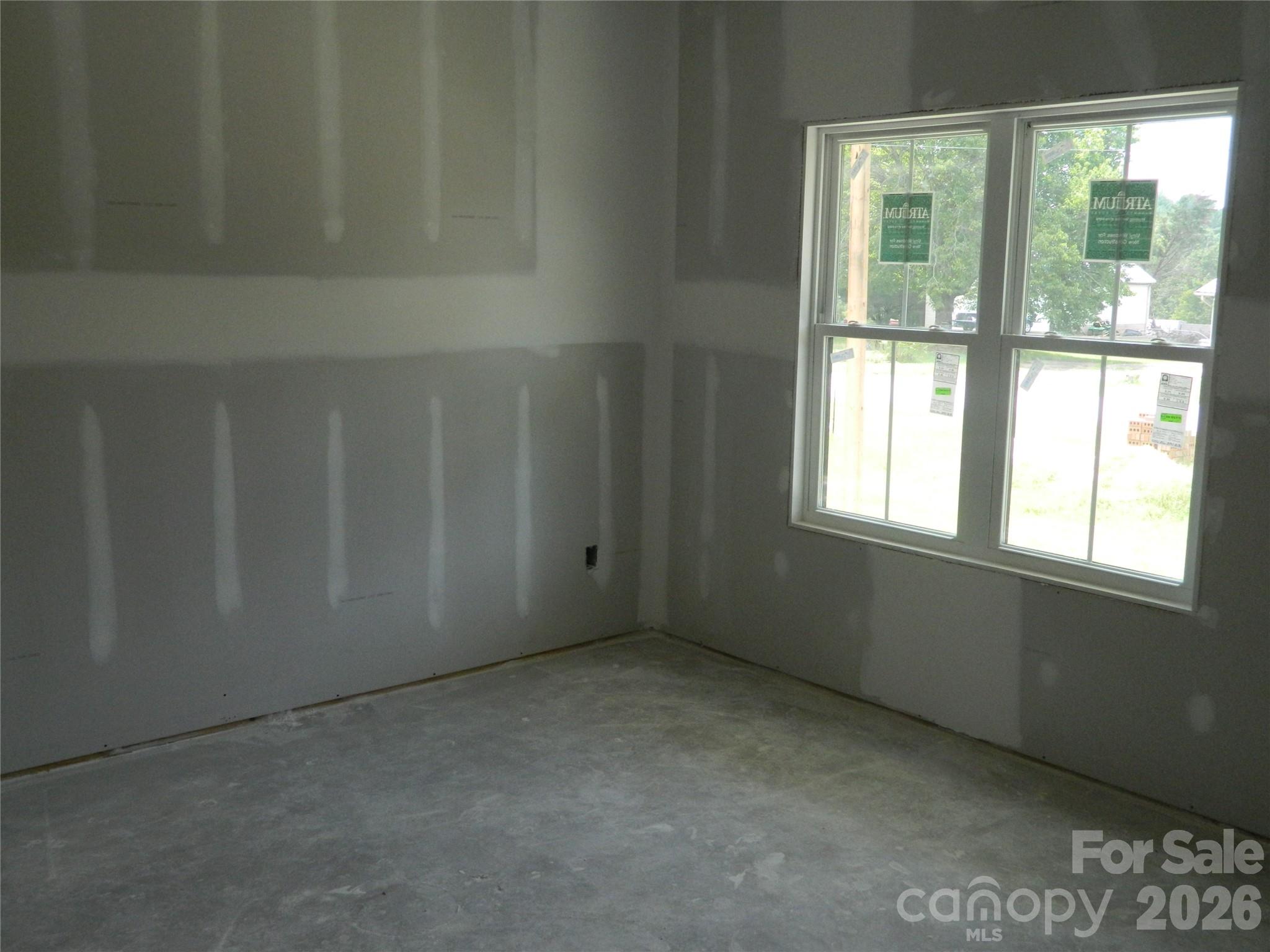 5096 Bloomfield Estates Property Photo 5
