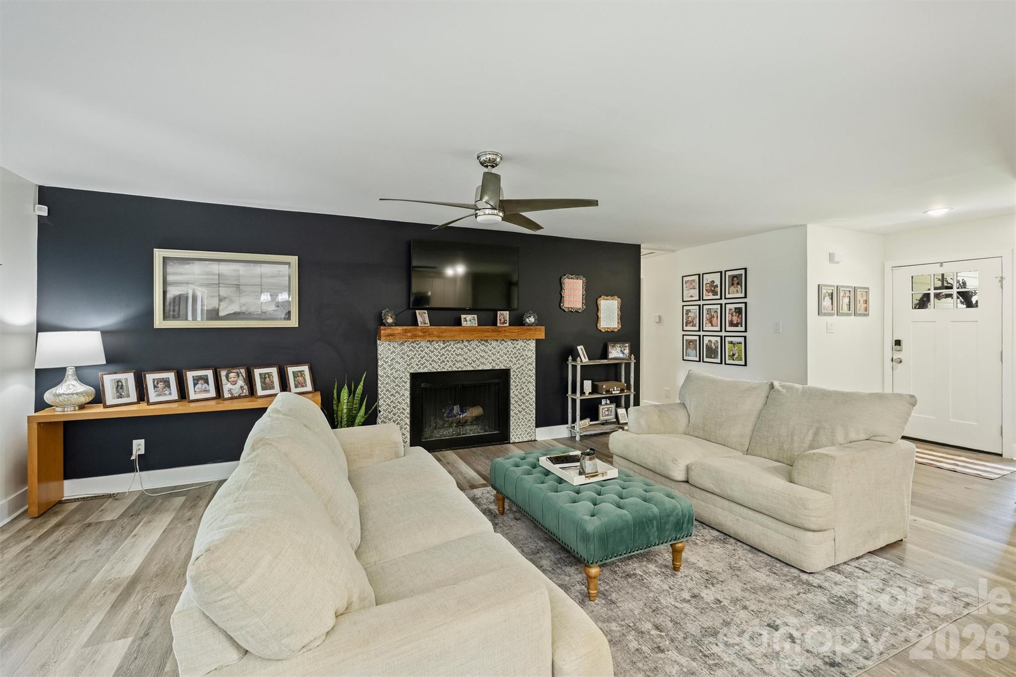 1621 Brook Drive Property Photo 14