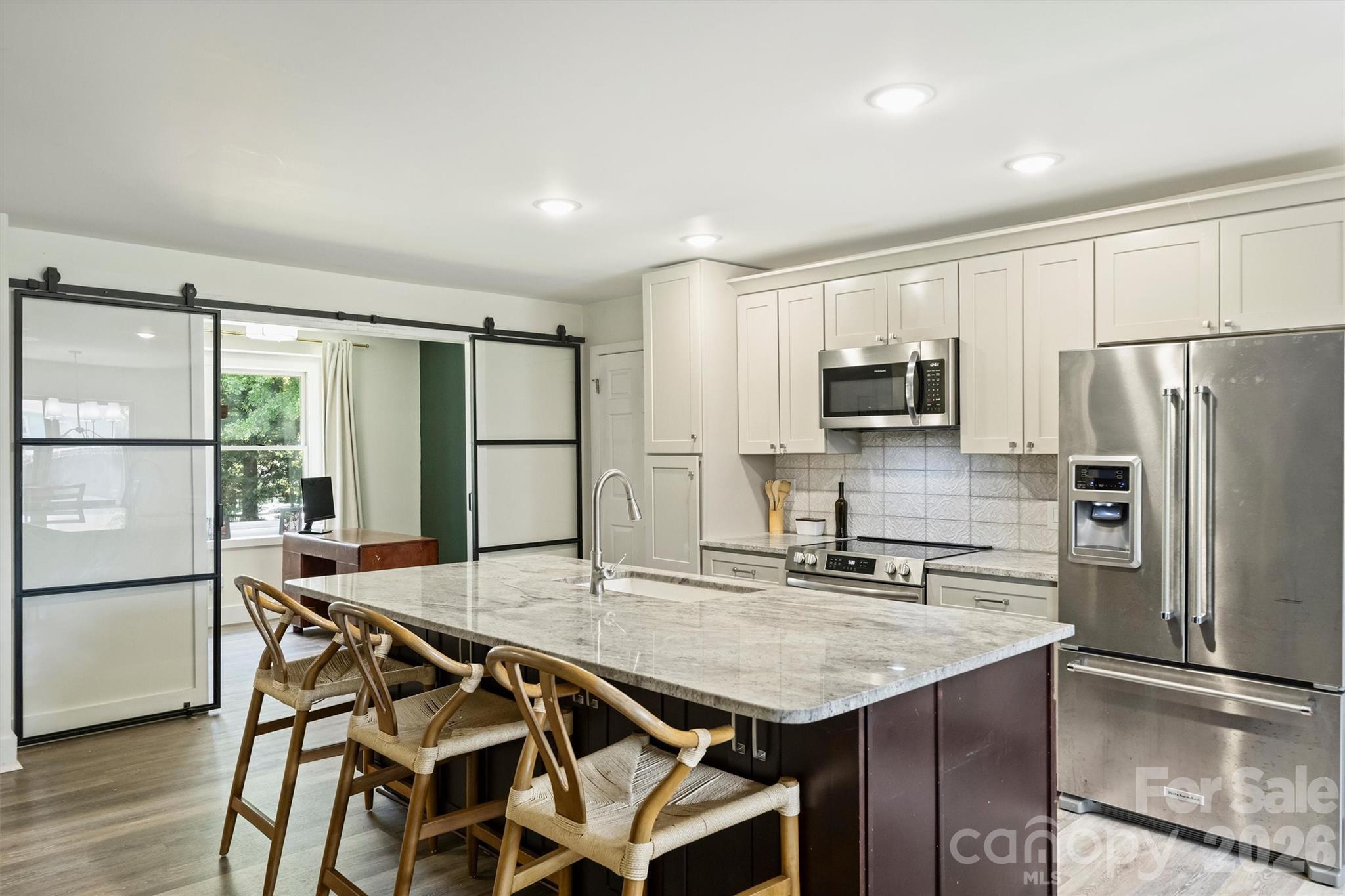 1621 Brook Drive Property Photo 17