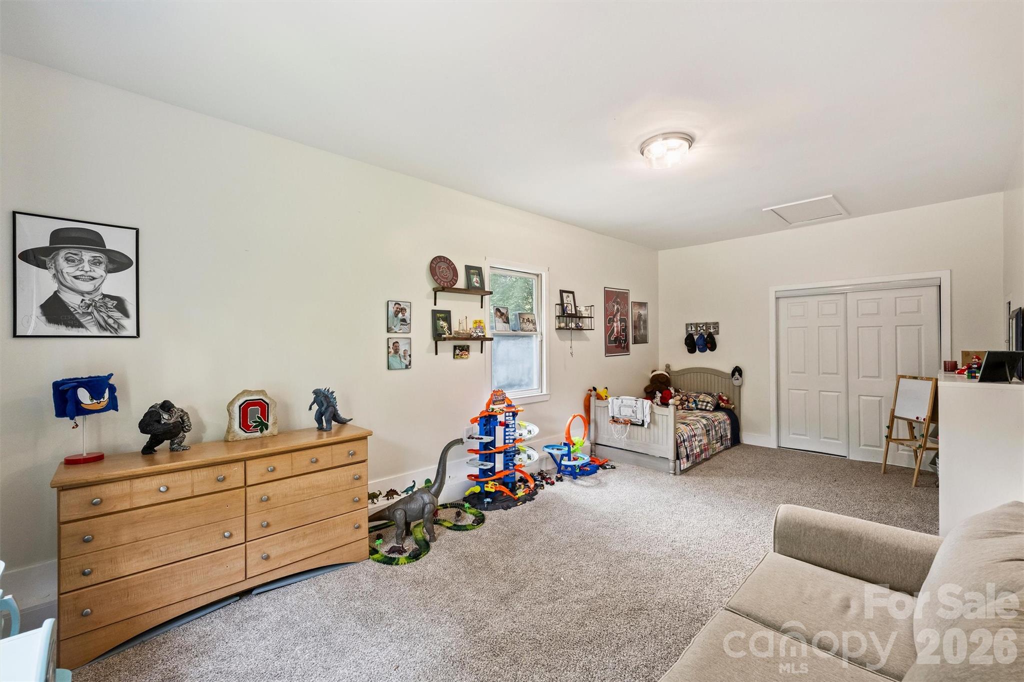 1621 Brook Drive Property Photo 27