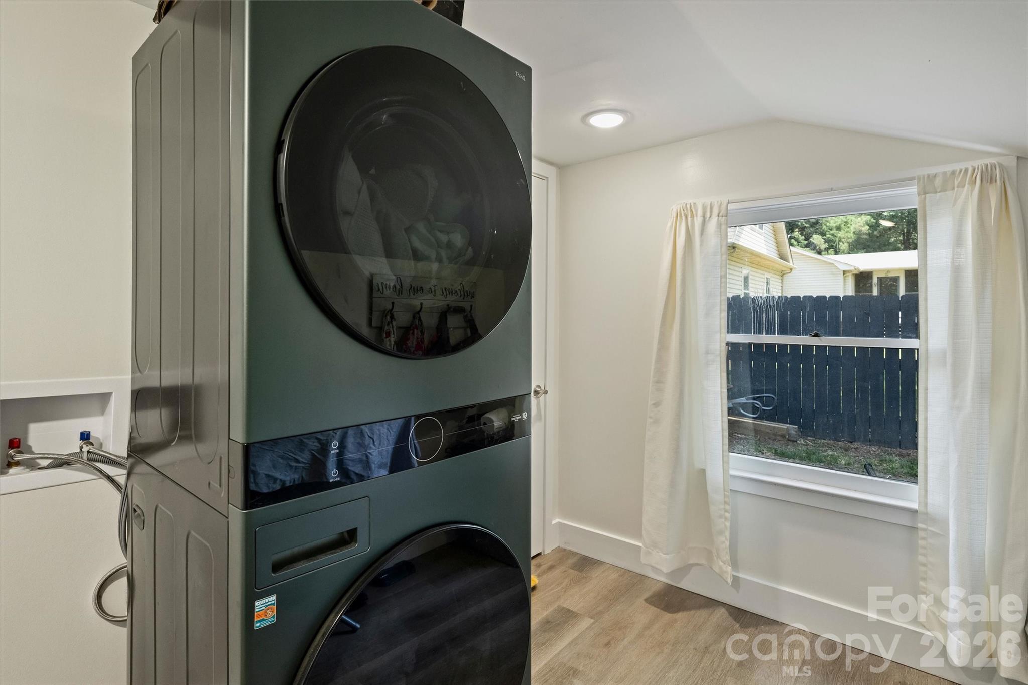 1621 Brook Drive Property Photo 36