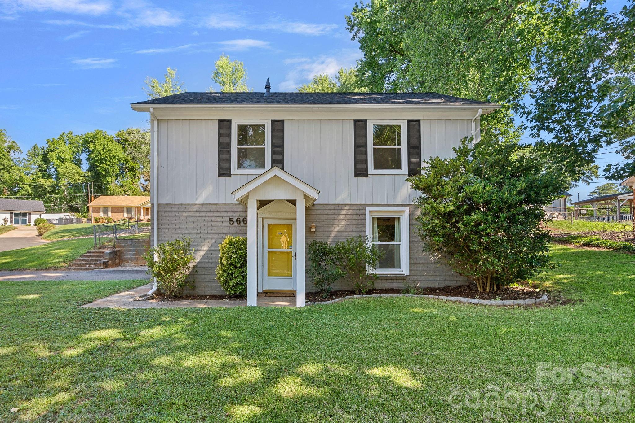 5662 Coulee Place Property Photo 1