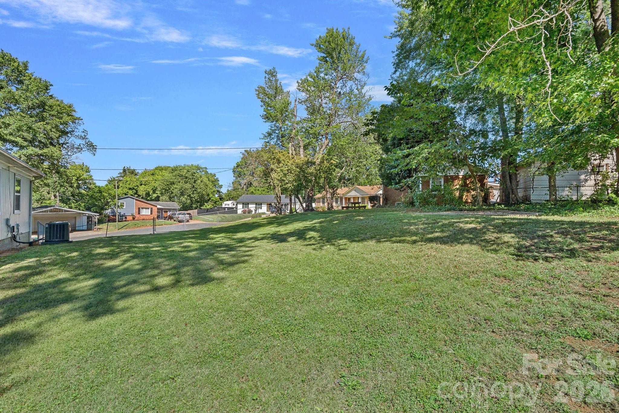 5662 Coulee Place Property Photo 19