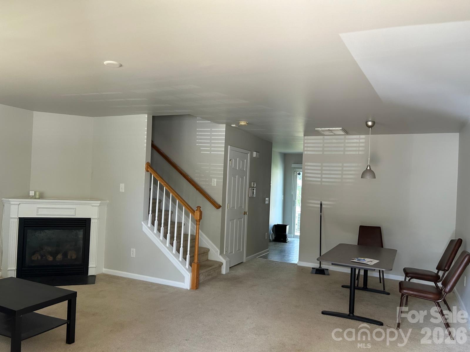 11040 Derryrush Drive Property Photo 2