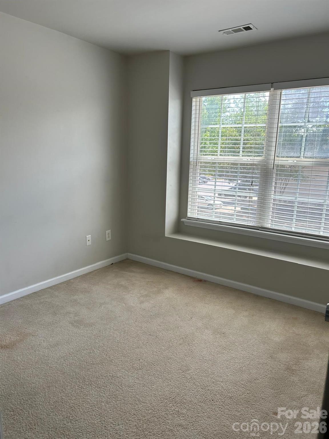 11040 Derryrush Drive Property Photo 9