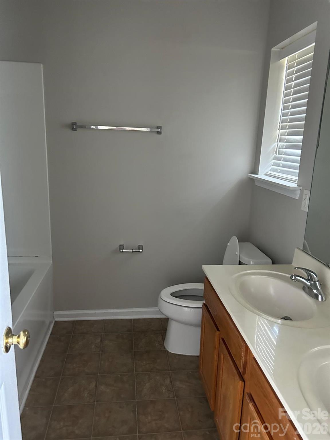 11040 Derryrush Drive Property Photo 11