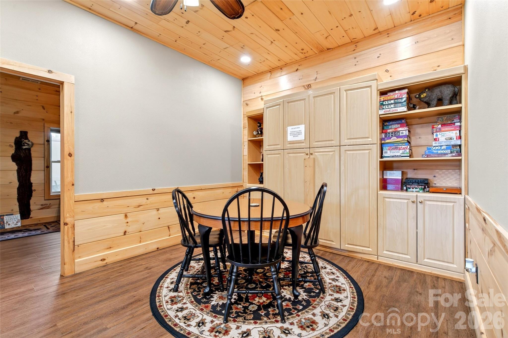 25 N Forest Drive Property Photo 29