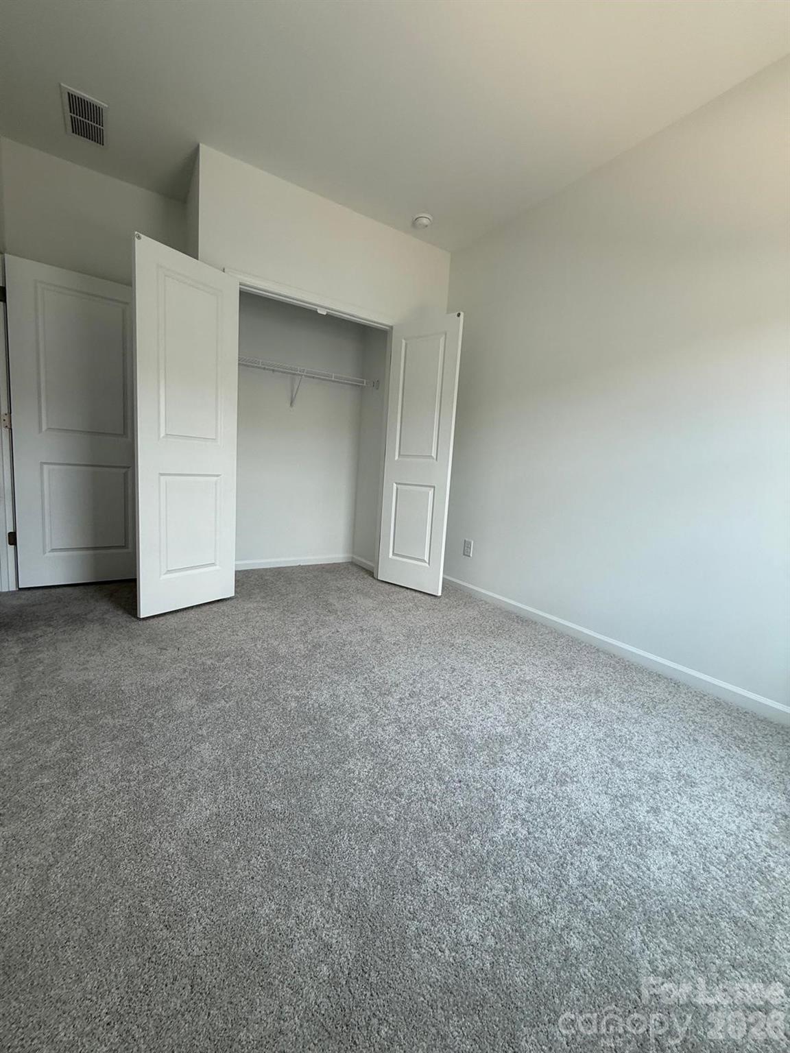 2143 Hawksworth Lane Property Photo 9