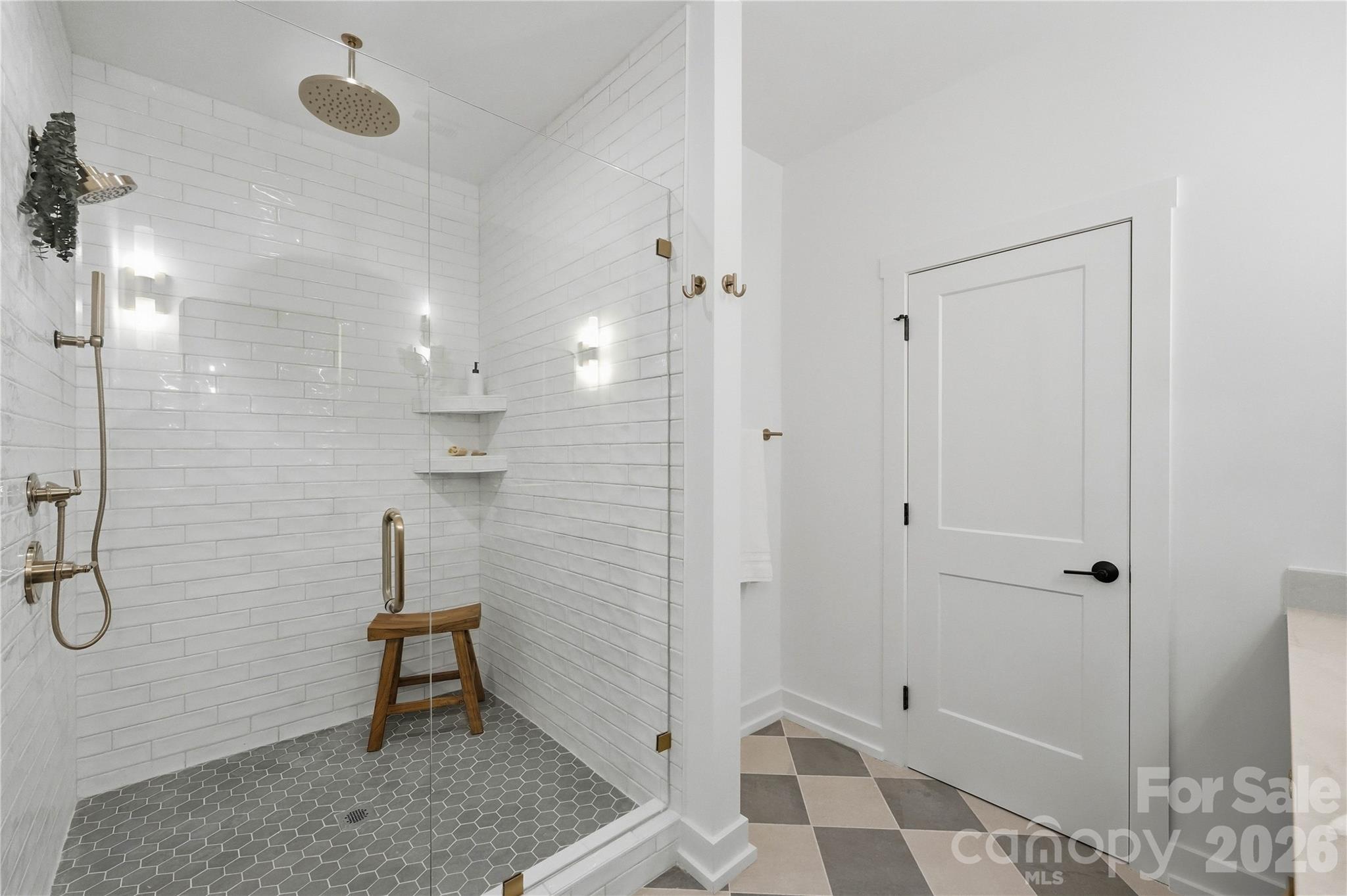 2621 Springway Drive Property Photo 20