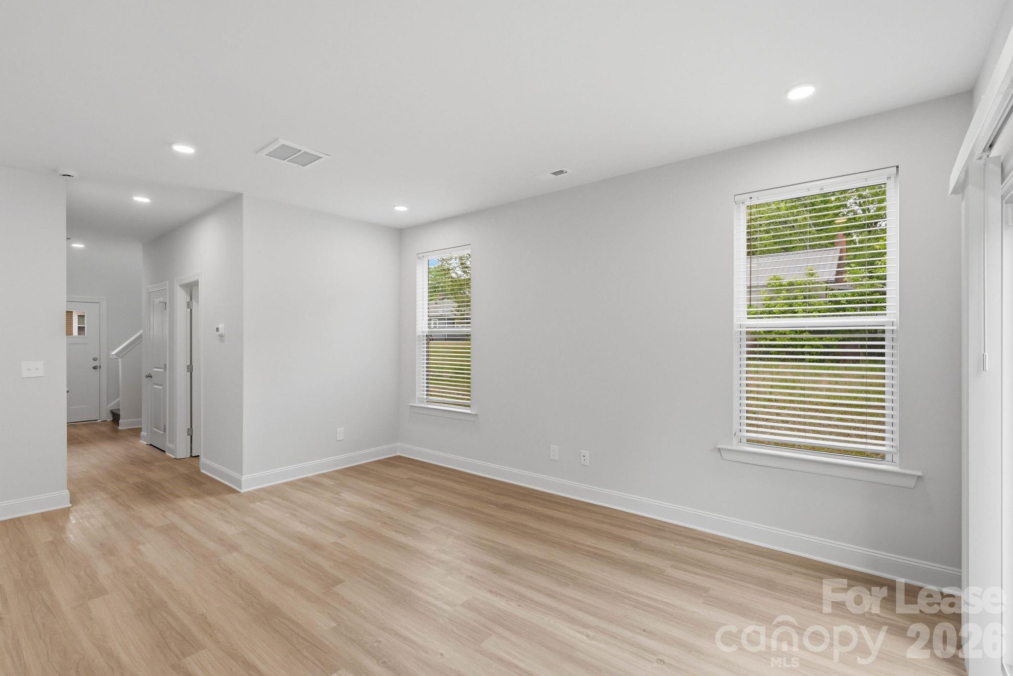 645 Brookwood Street A Property Photo 8