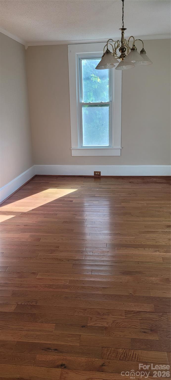 212 E Bell Street Property Photo 2