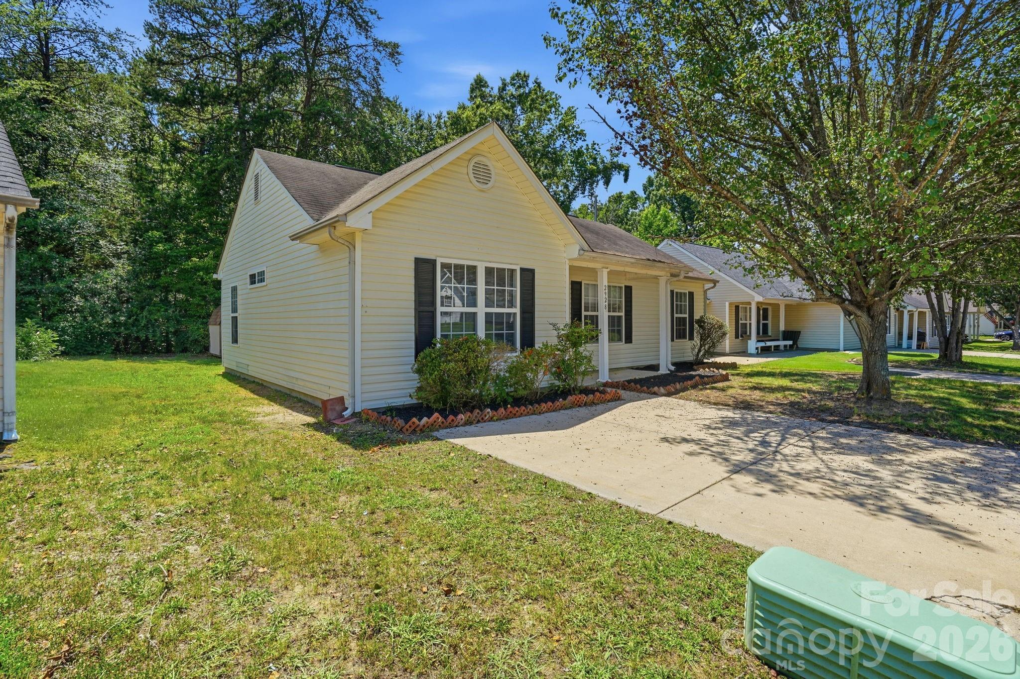 2928 Westwinds Court Property Photo 2