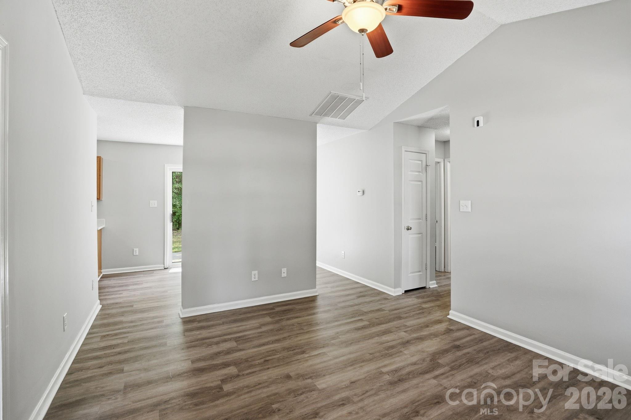 2928 Westwinds Court Property Photo 6