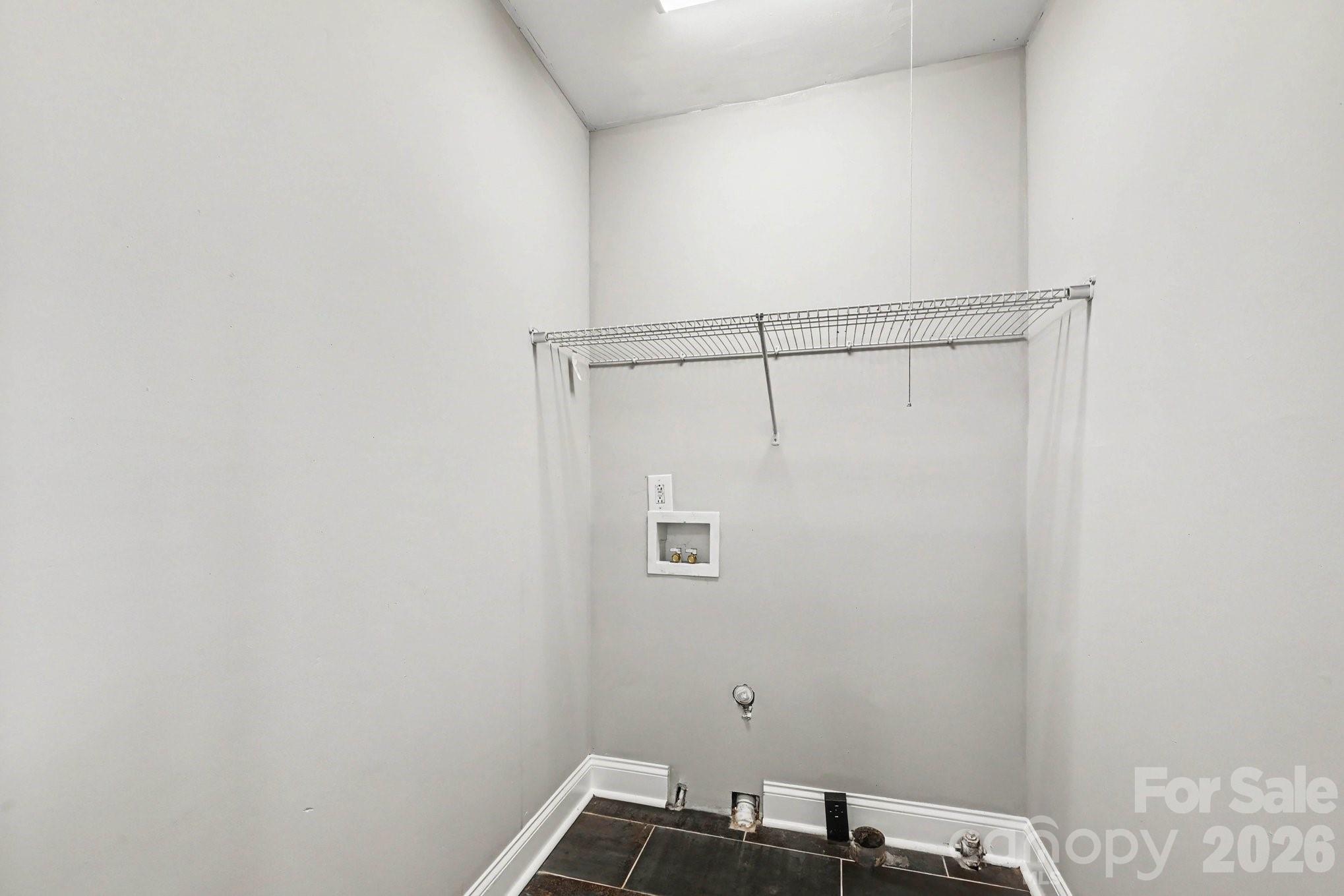 1126 Claremont Road Property Photo 14