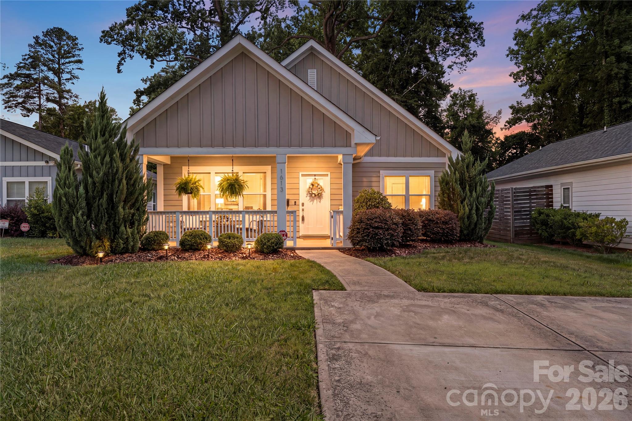 1613 Newcastle Street Property Photo 1
