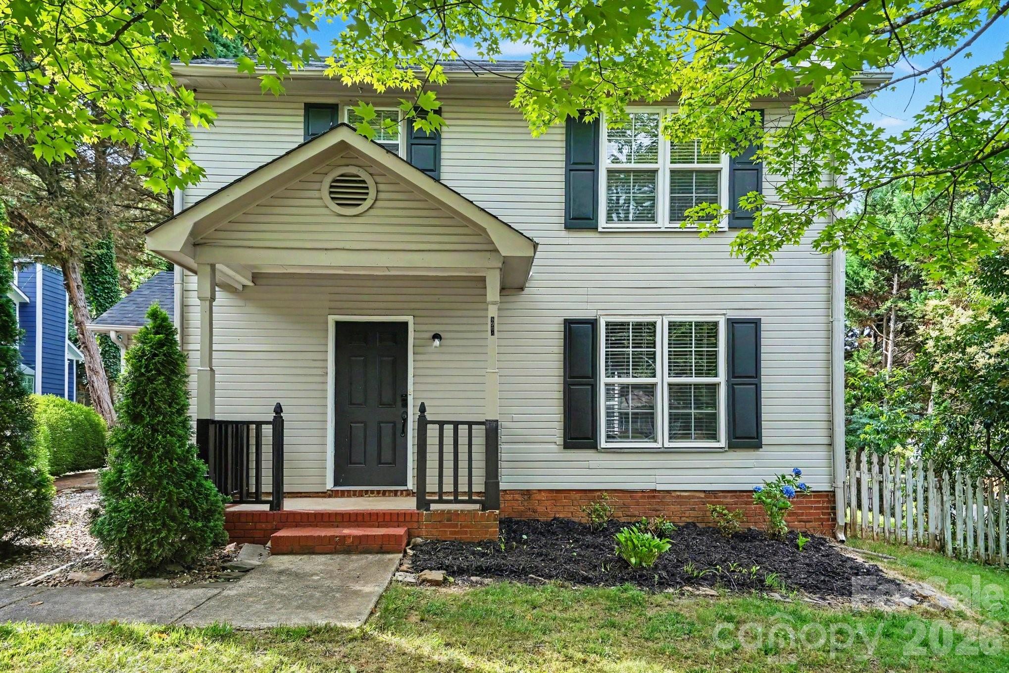 8904 Brown Oak Court Property Photo 1