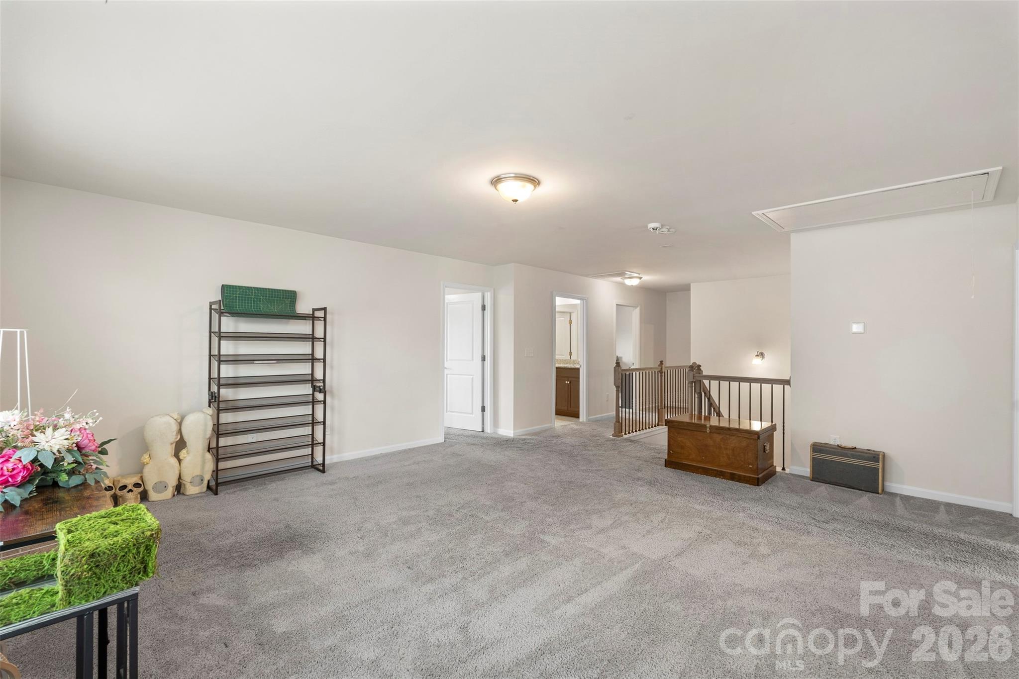 1016 Arbury Way Property Photo 22