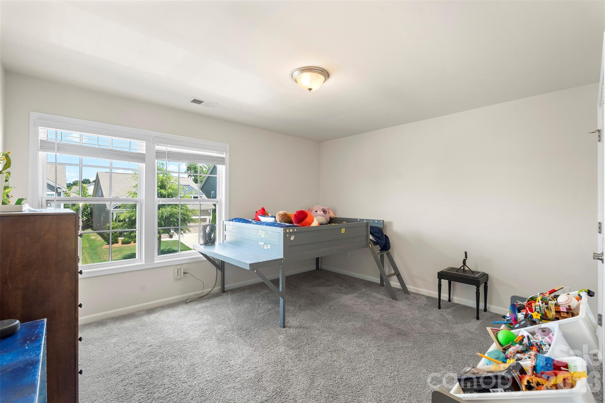 1016 Arbury Way Property Photo 32