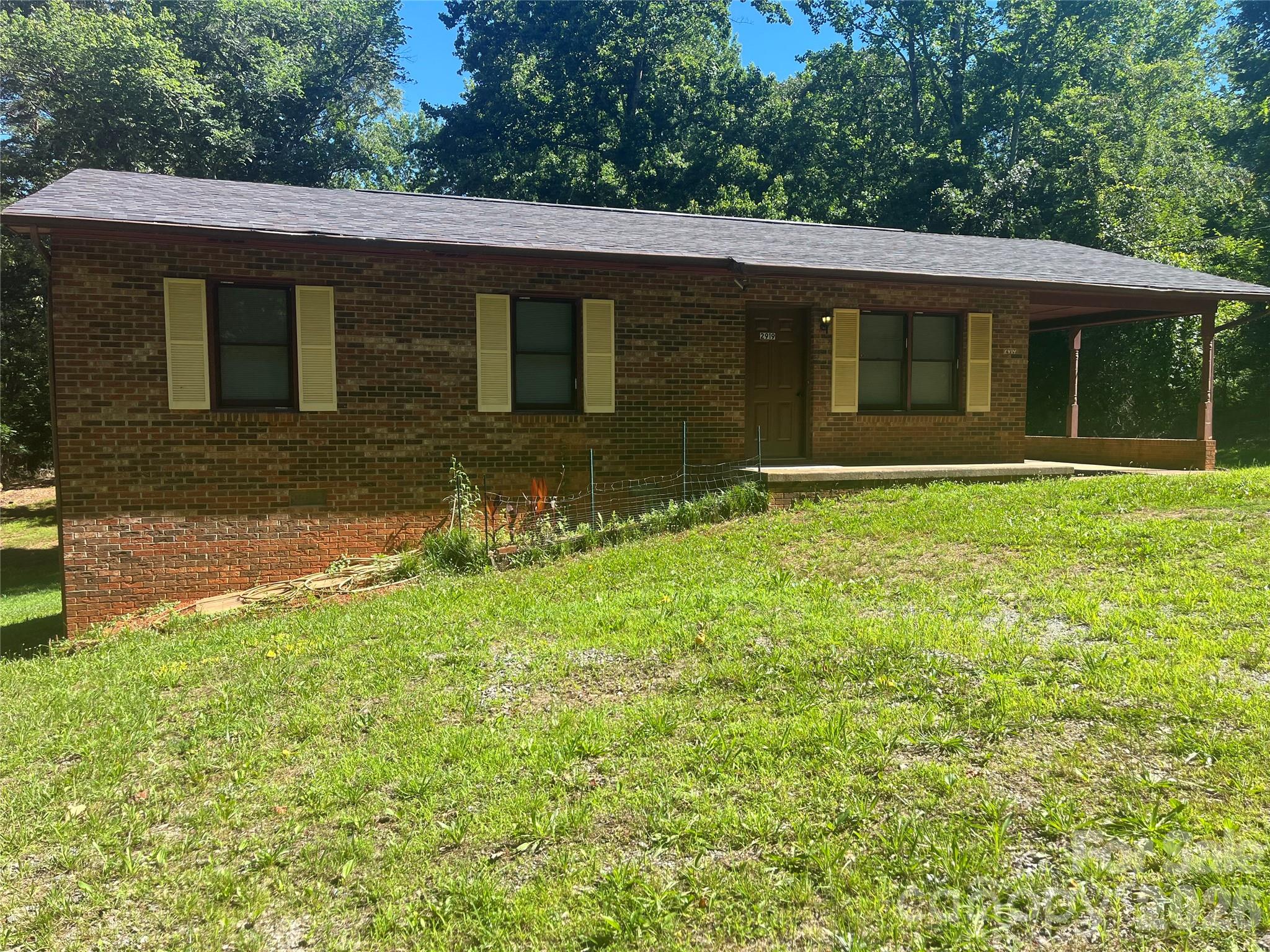 2919 Shell Avenue Property Photo 1