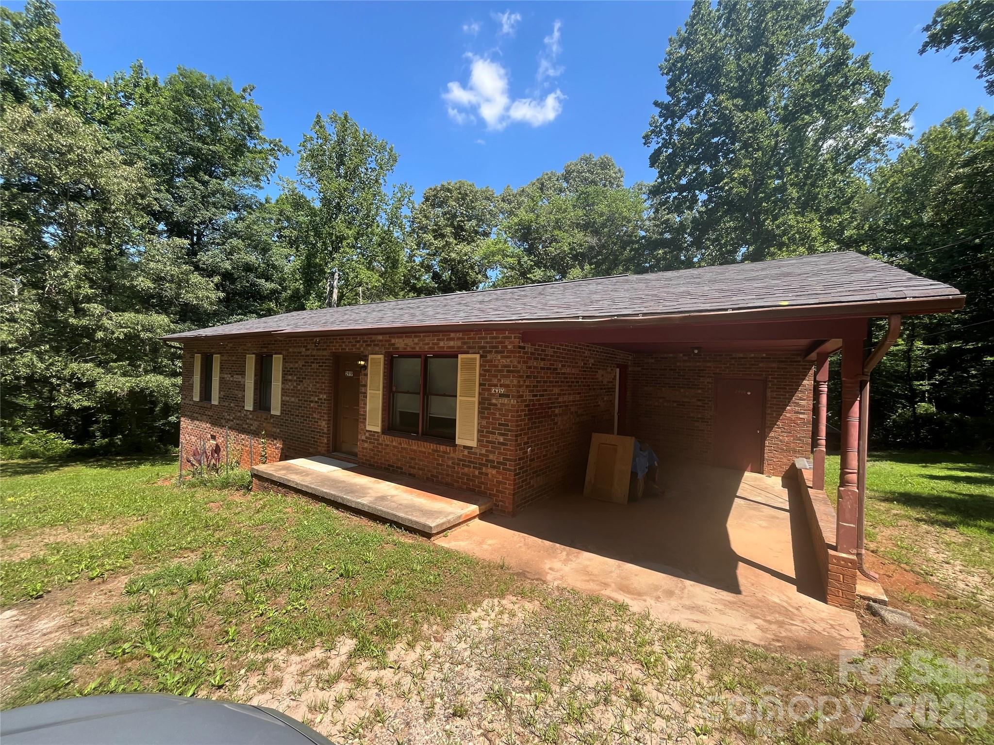 2919 Shell Avenue Property Photo 2