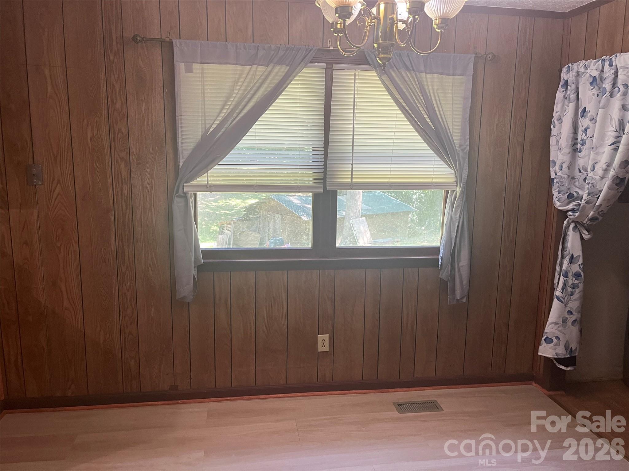 2919 Shell Avenue Property Photo 5