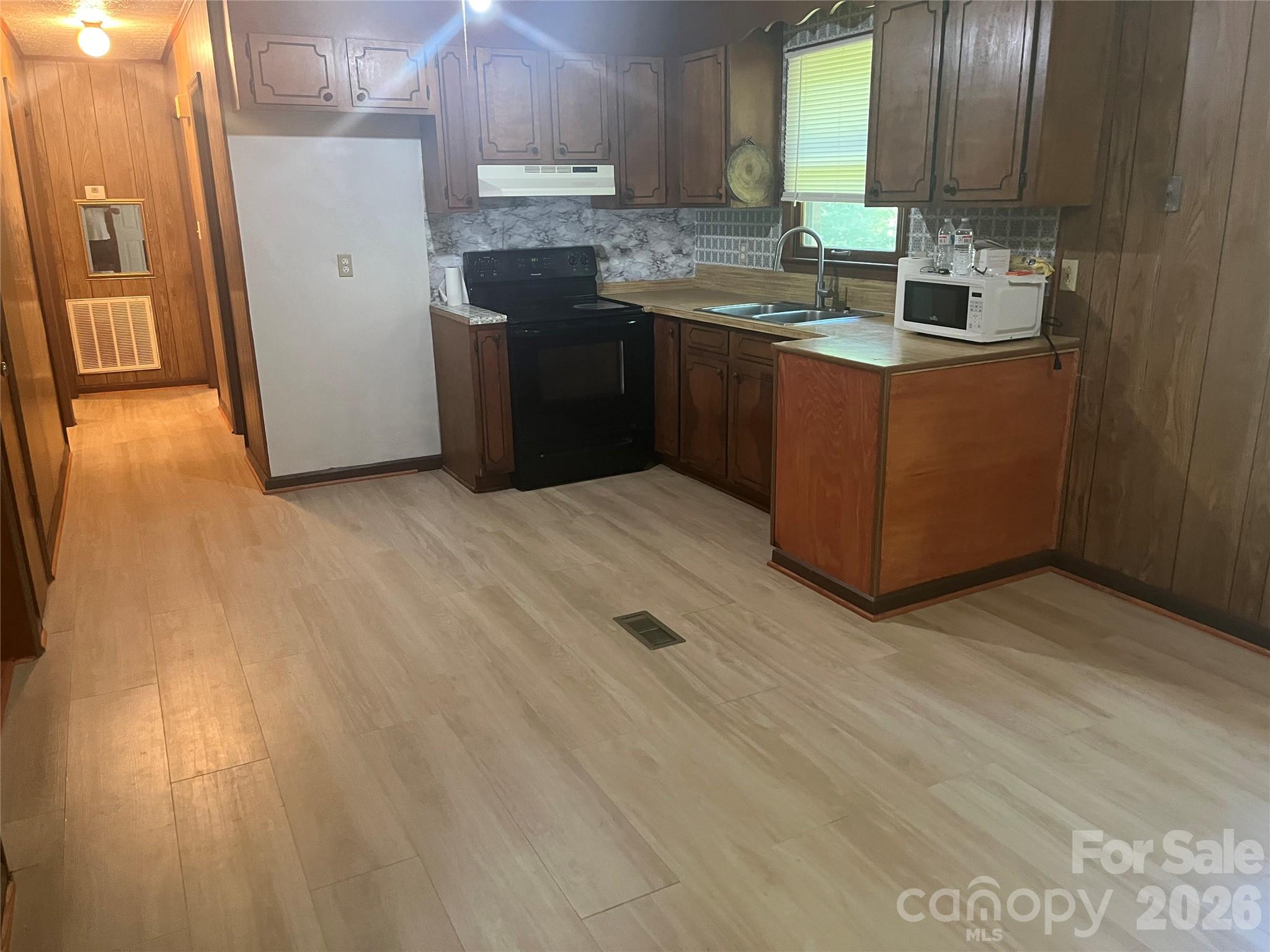 2919 Shell Avenue Property Photo 6