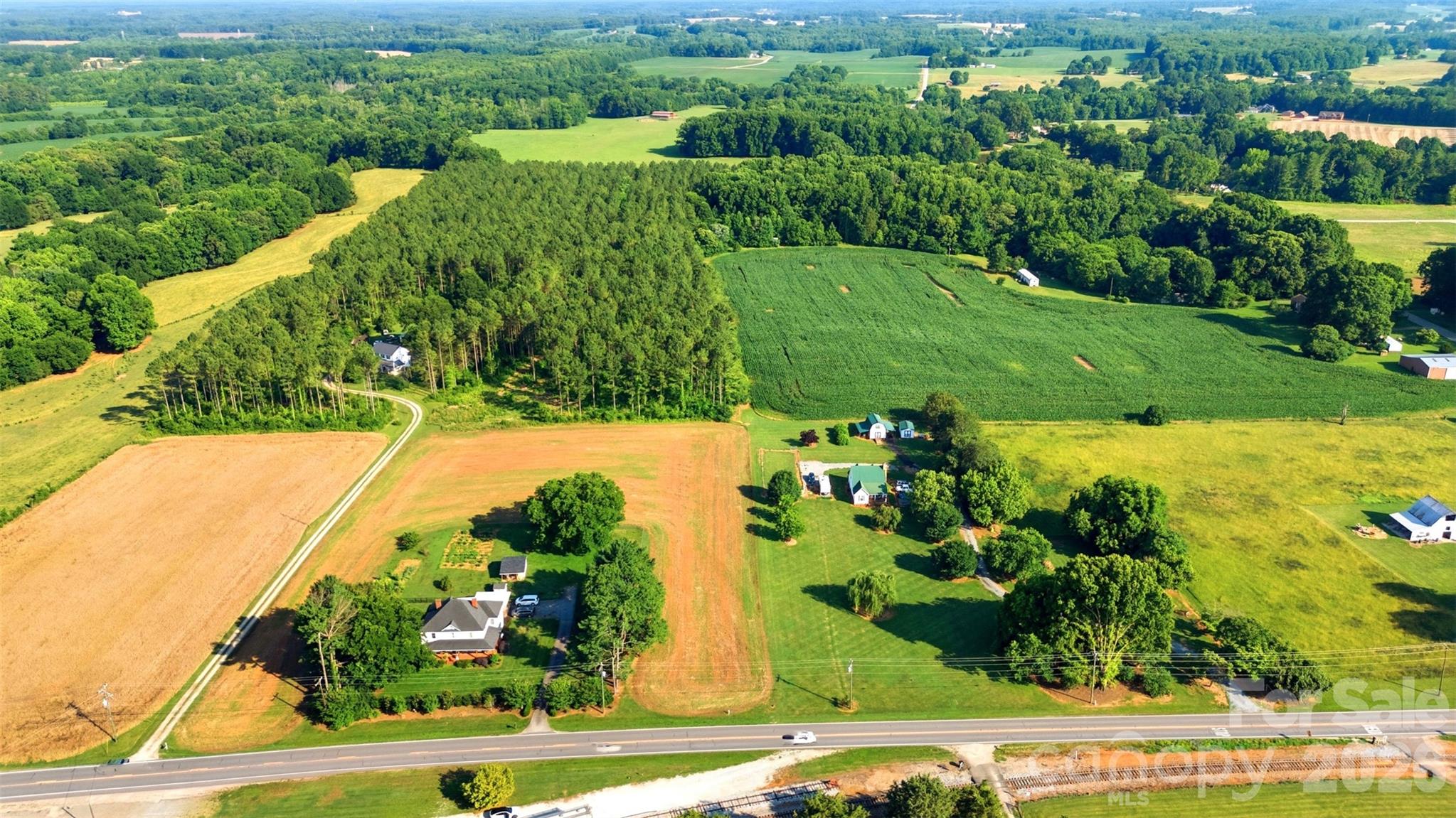 000 801 Highway Property Photo 2