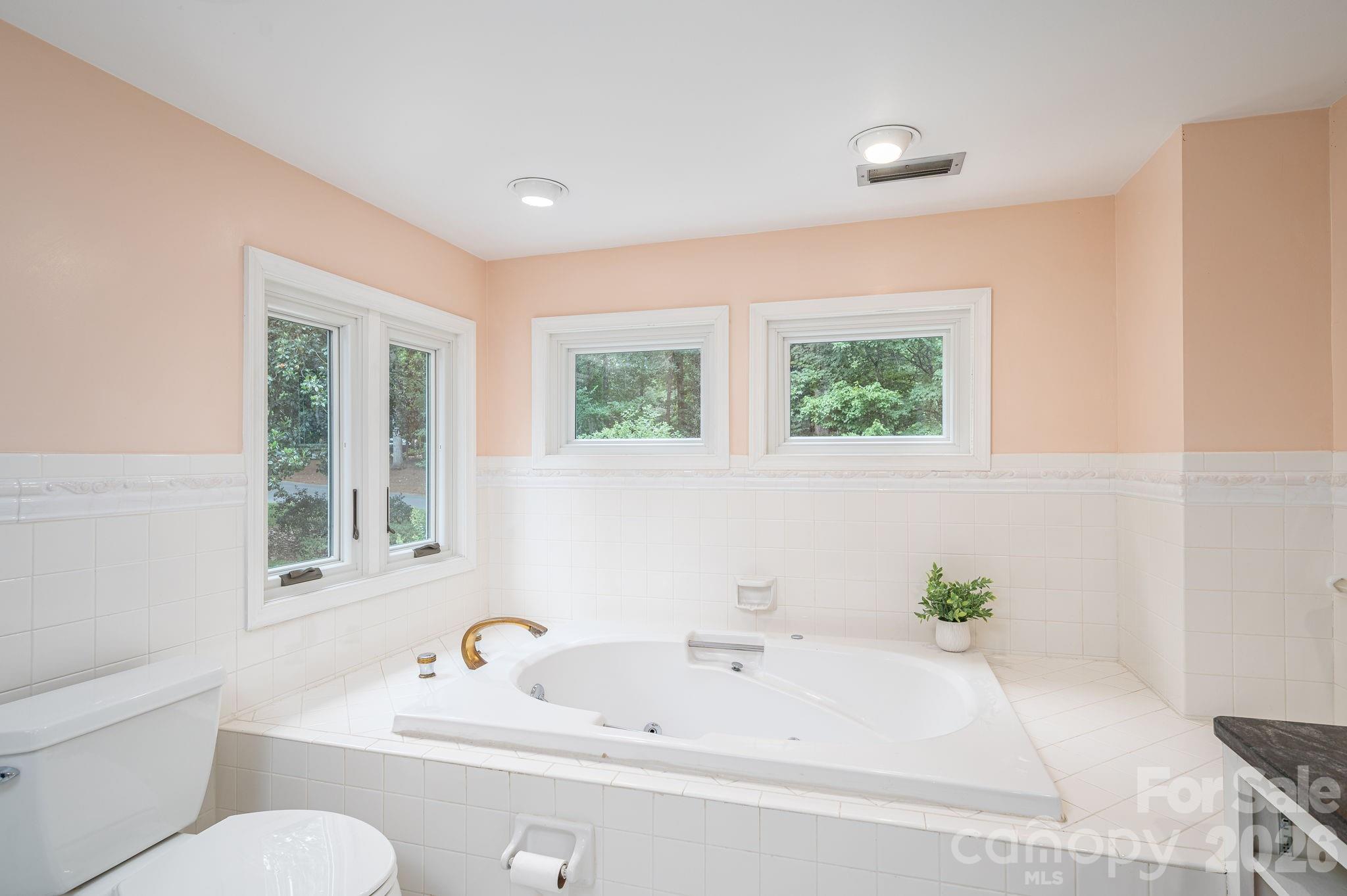 40 Catawba Ridge Road Property Photo 29